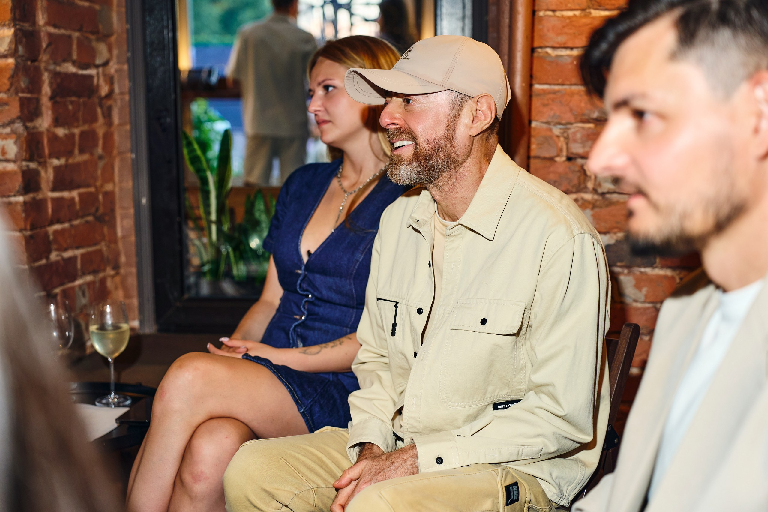 Квартирник миллиардов. Фотограф Ольвия Капранова в Москве и московской области