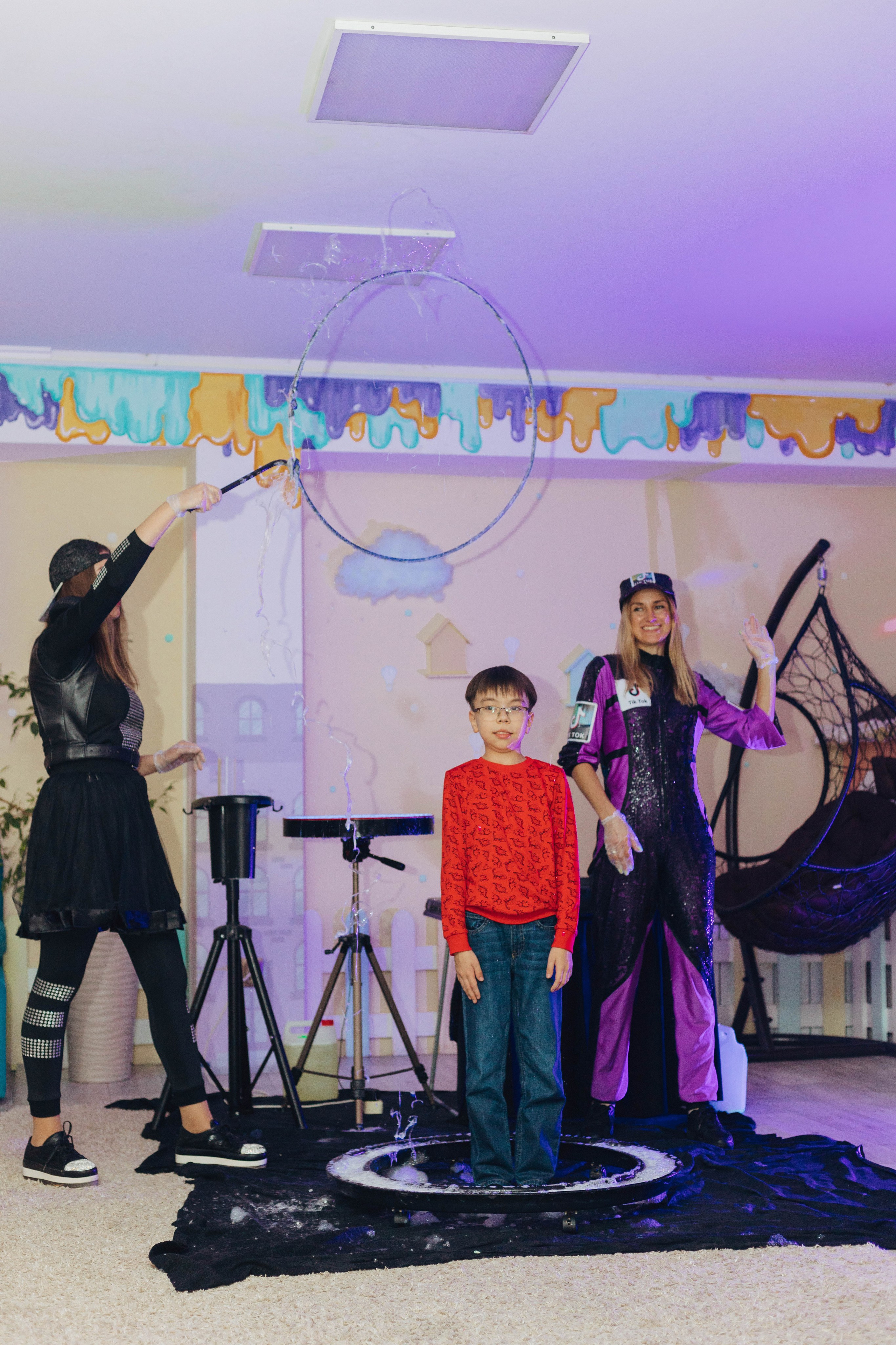 В стиле Уэнздей. Я Аракчеева Менслу — семейный и свадебный фотограф в Астрахани