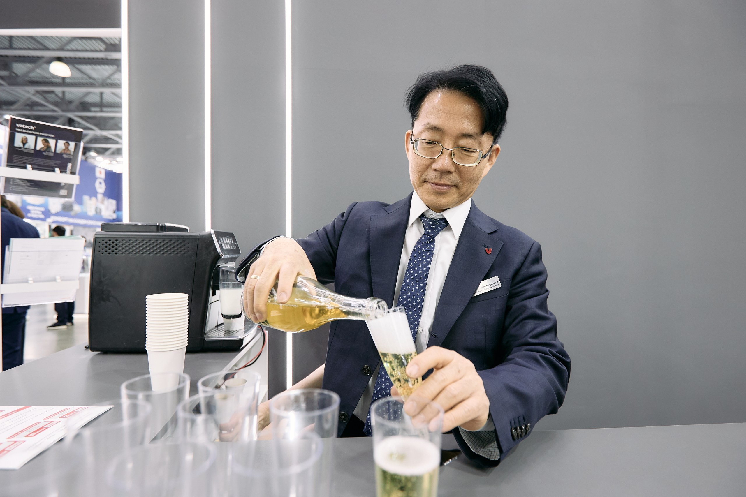 Дентал Салон 2026: Vatech. Свадебный и репортажный фотограф Дмитрий Кононенко