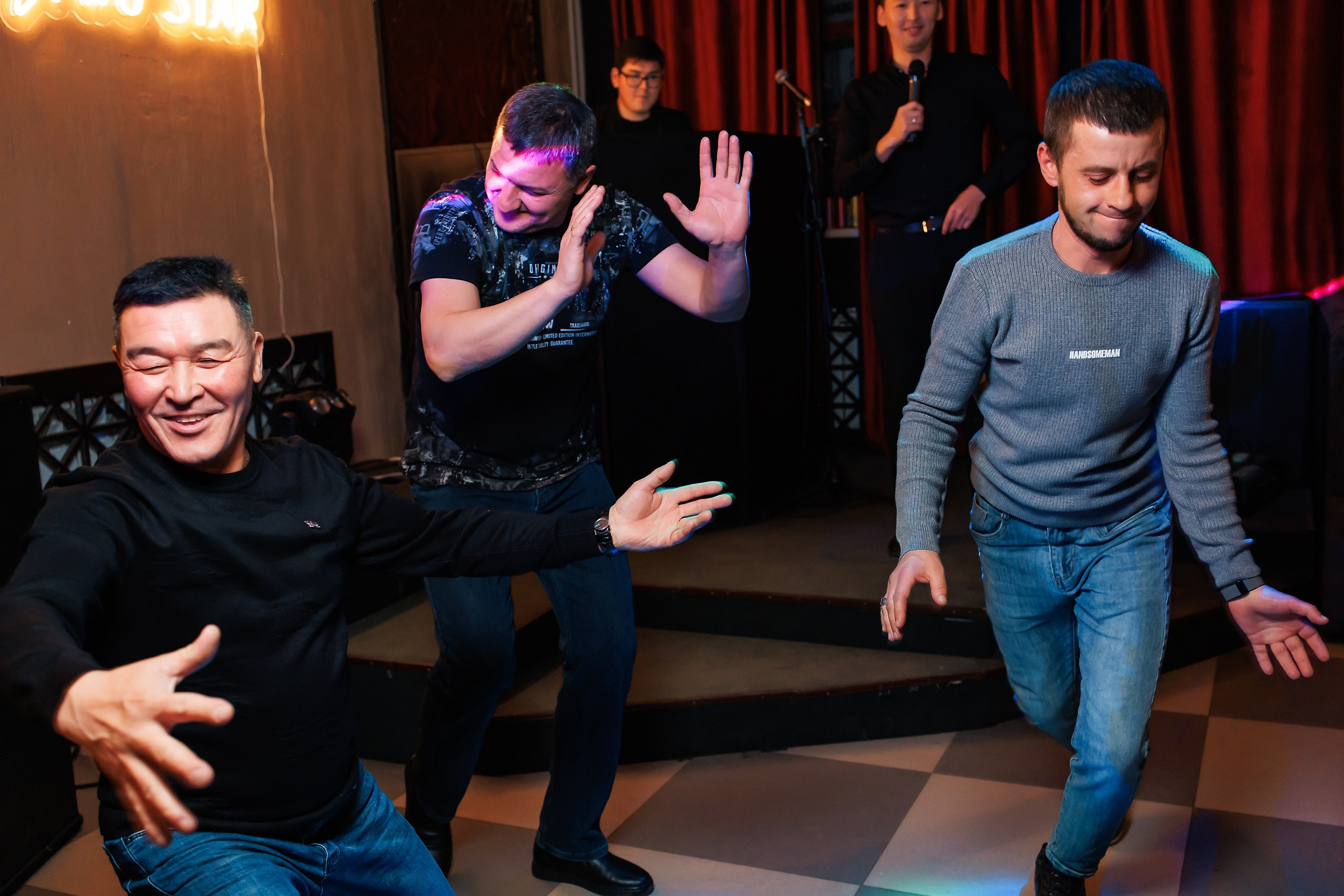 Two Star. Кипятком Павлодар