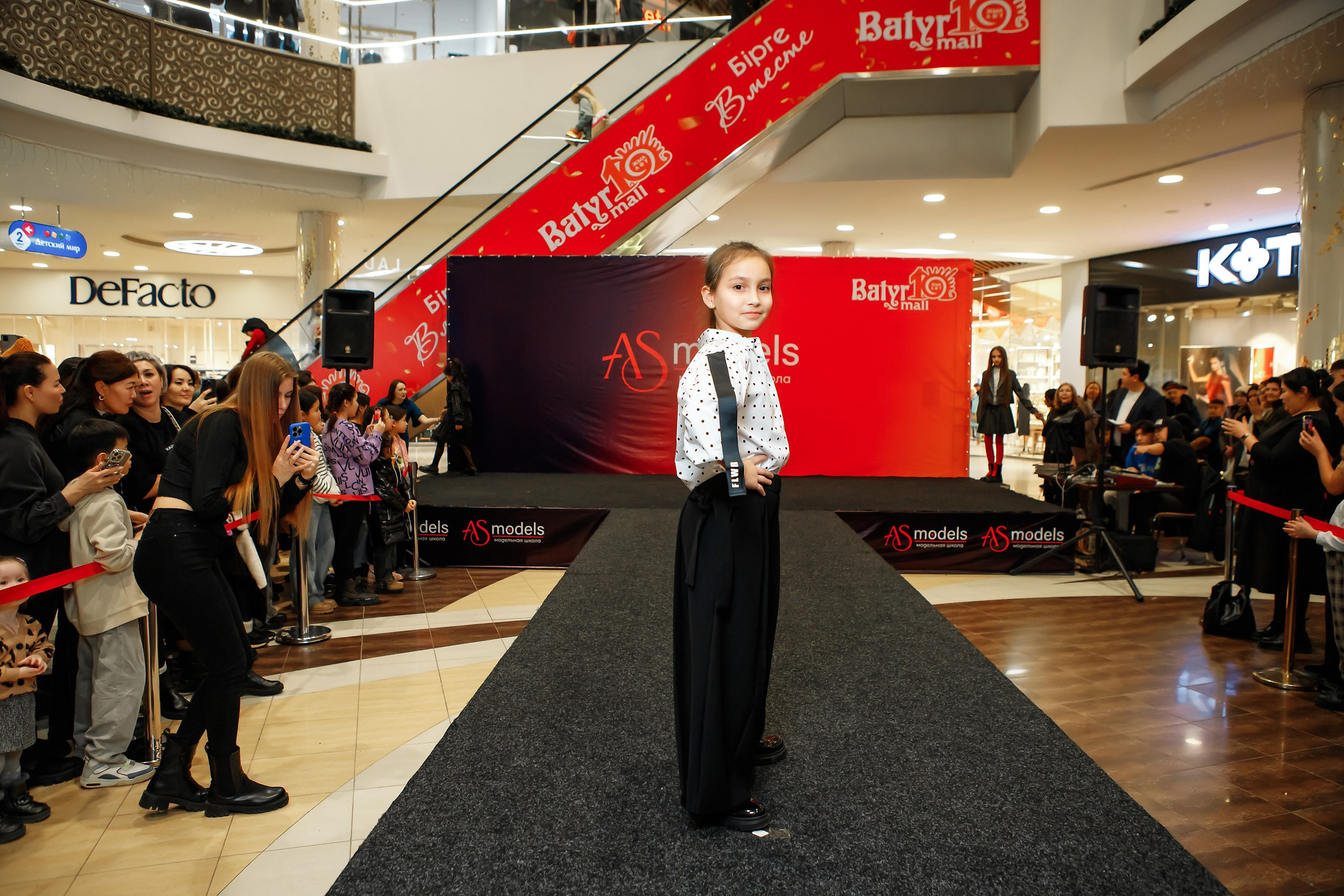 Fashion Show модельной школы AS Models. Кипятком Павлодар