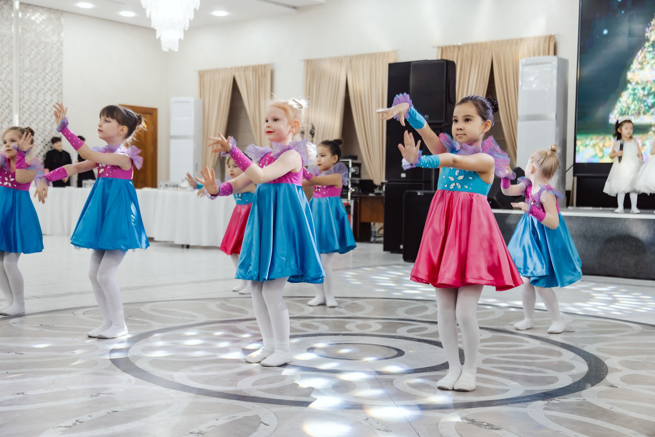 Большой Отчетный Бал Музыкального Дома Голос. Кипятком Павлодар