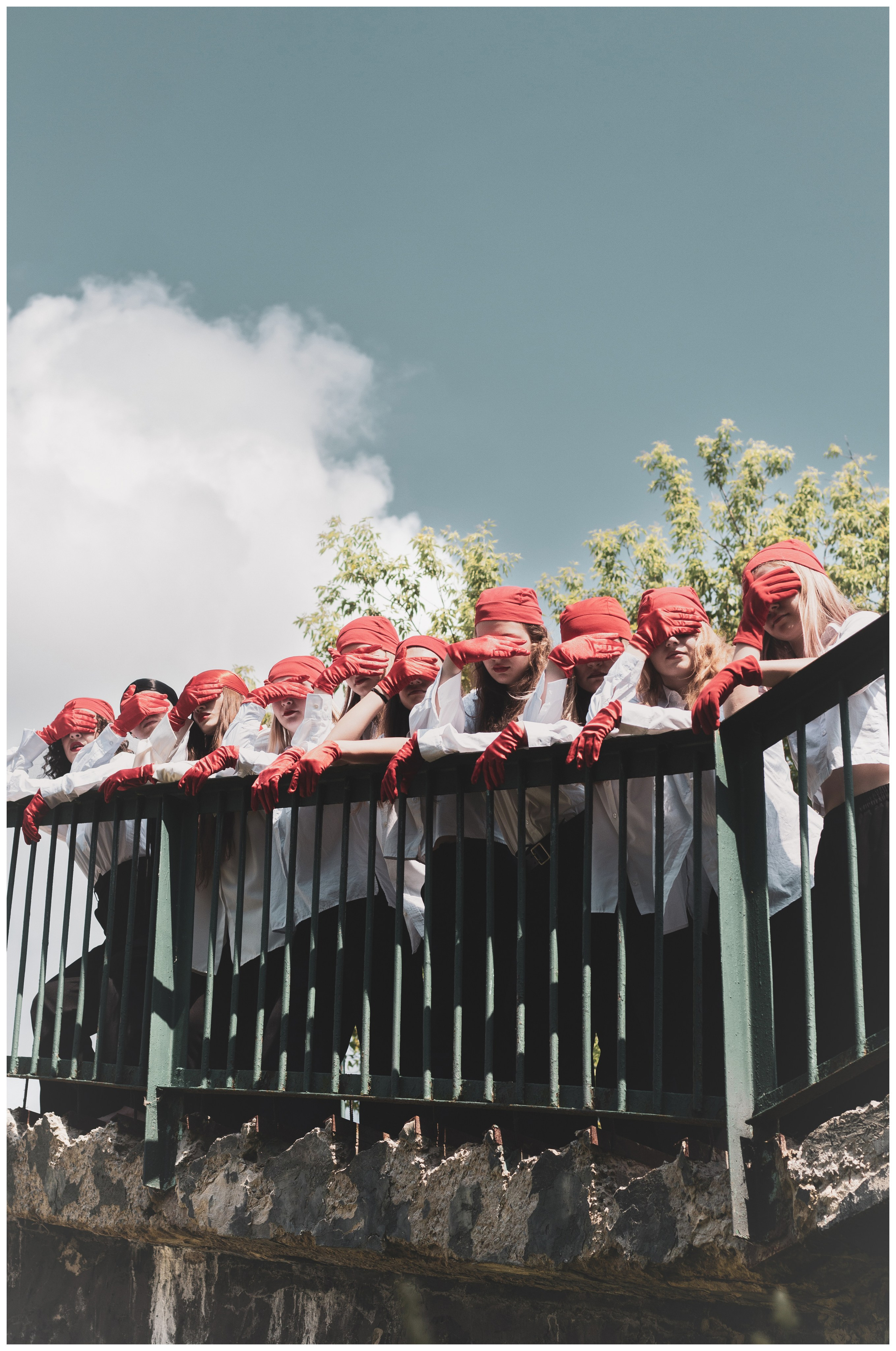 Коллектив TODES. Портретный фотограф в Орле. Готовые фото за 3 дня! Помощь в позировании. Советы по организации