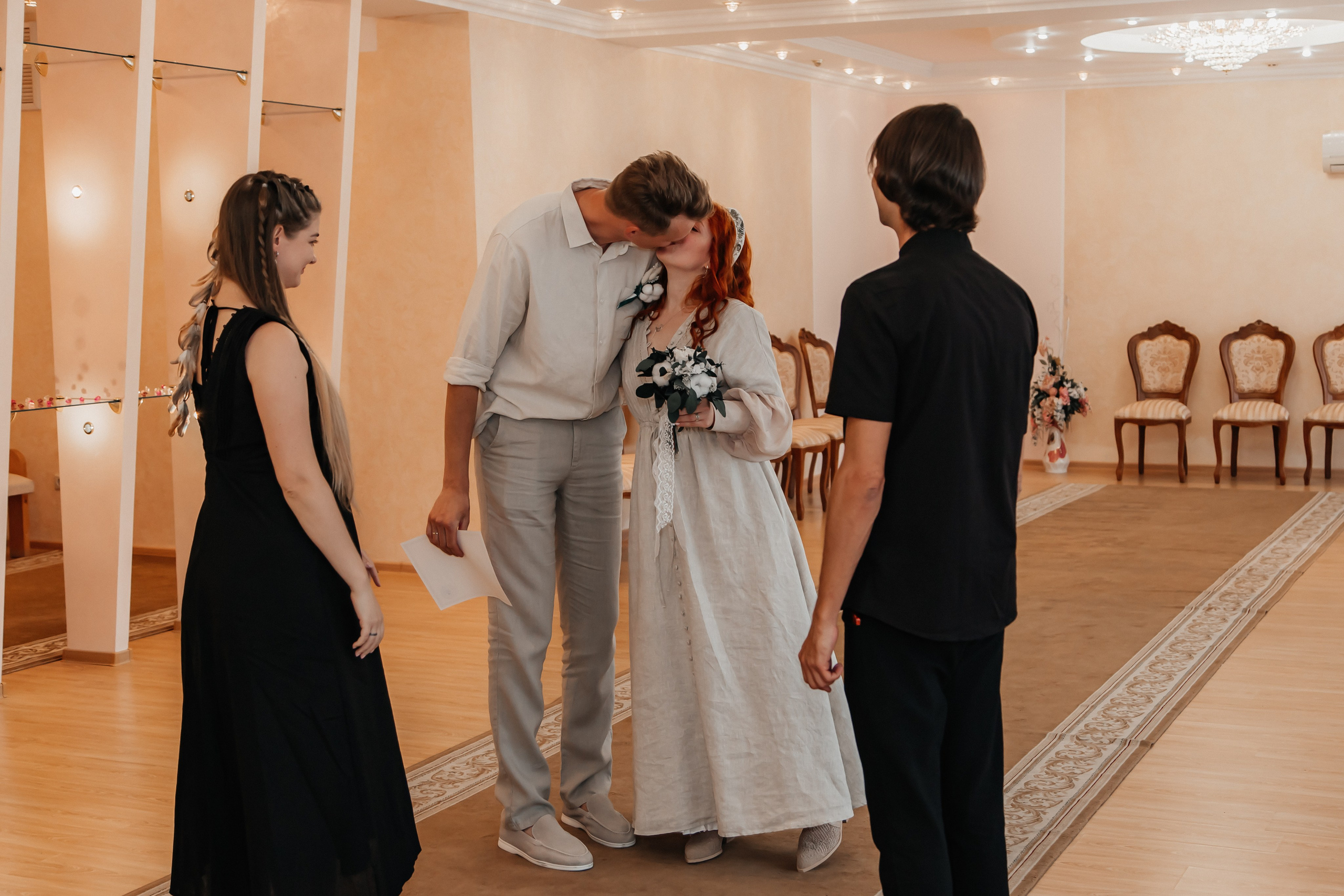 ЗАГС. Свадебное Love story у моря. Семейный фотограф в Сочи, Лоо, Дагомысе, Вардане Кучумова Олеся