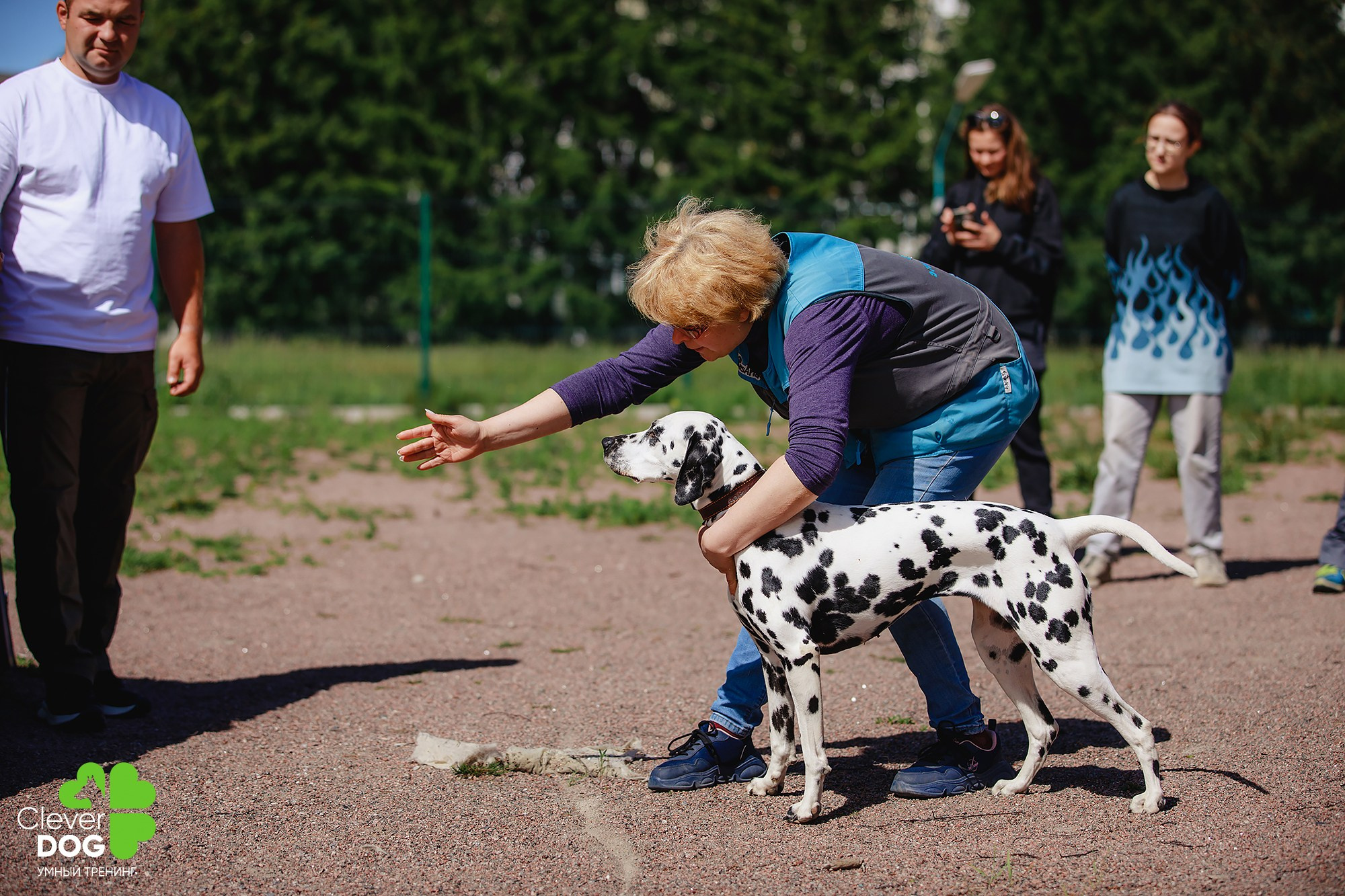 Семинар по поиску запаха с Иваном Ломовым, организатор CleverDog, СПб. Фотограф-анималист Mary Mart — Москва, Питер