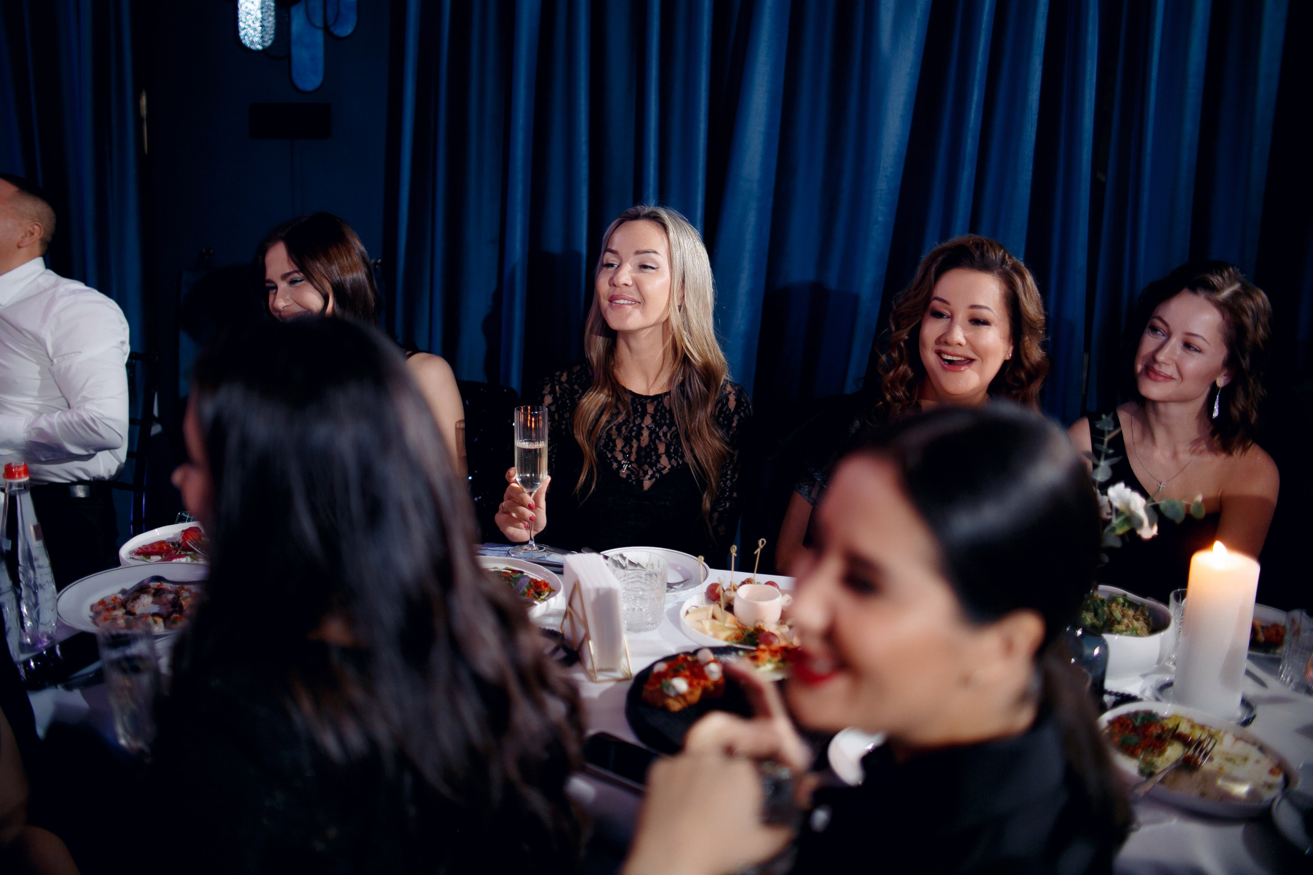 Юбилей в ресторане «Белый кролик». Ваш репортажный фотограф Артемий Антонов