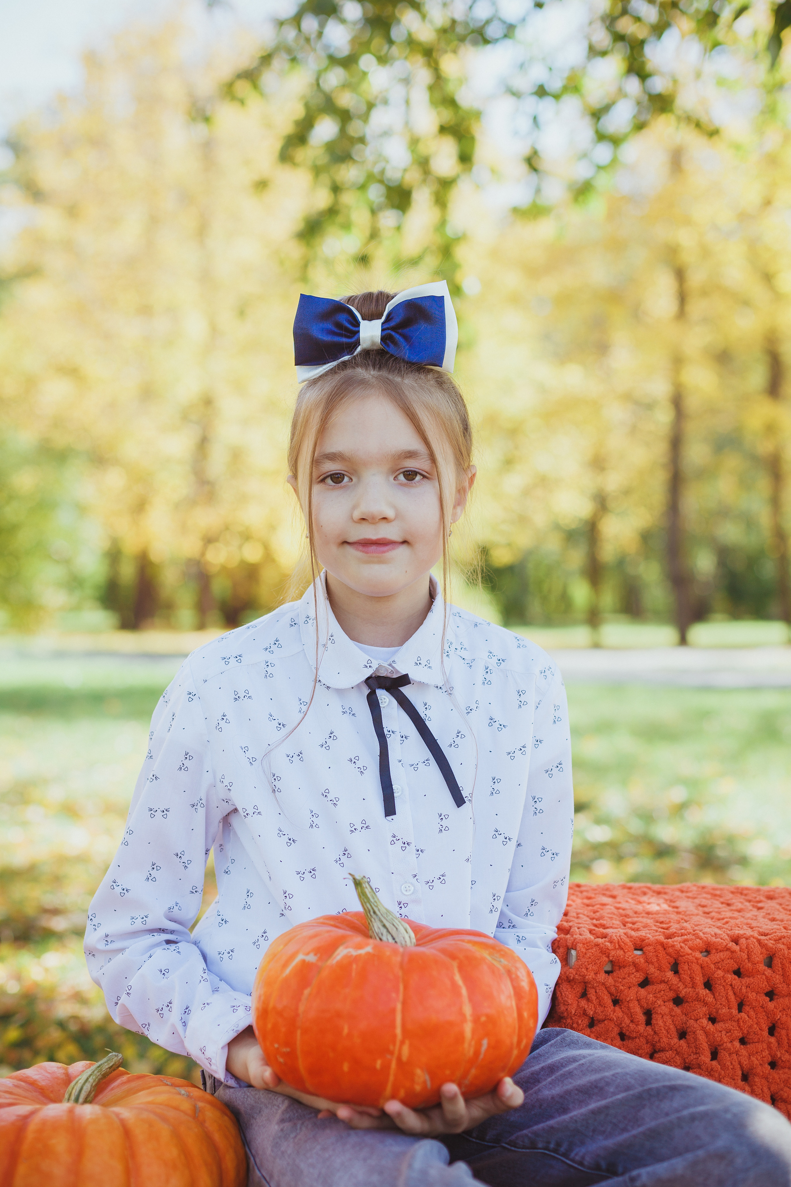 Школьная фотосессия на 31 августа. 1,2,3 сентября. Портреты детей 4-6 штук. Групповые общие 2-5 шт. Цена 450р. (1). Семейный и детский фотограф в Сухом Логу Ольга Кайгородова