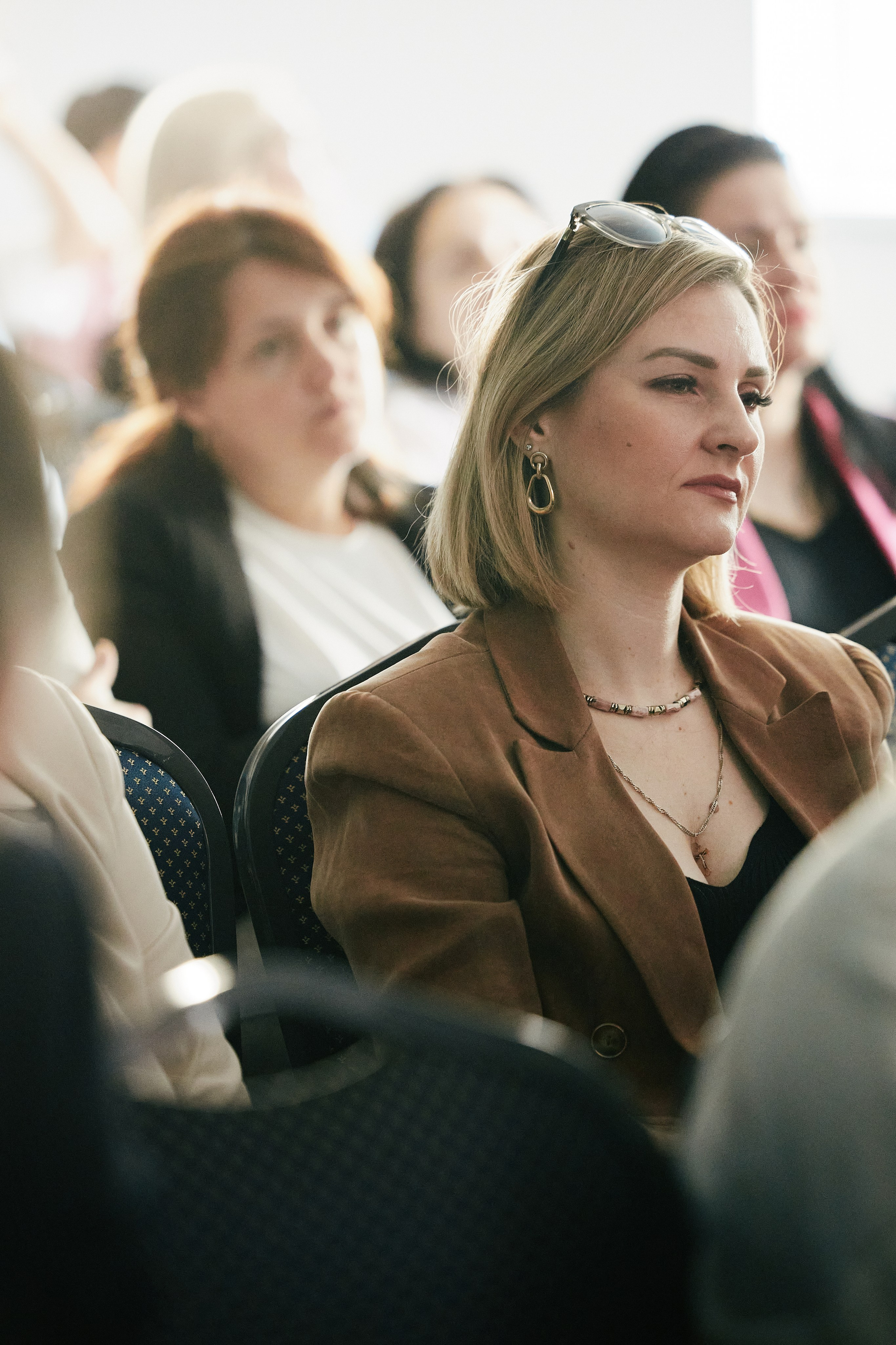 Презентация MR Group в ibis 23.04. Свадебный репортажный фотограф краснодар максим дремов дрёмов фотосессия студия цена