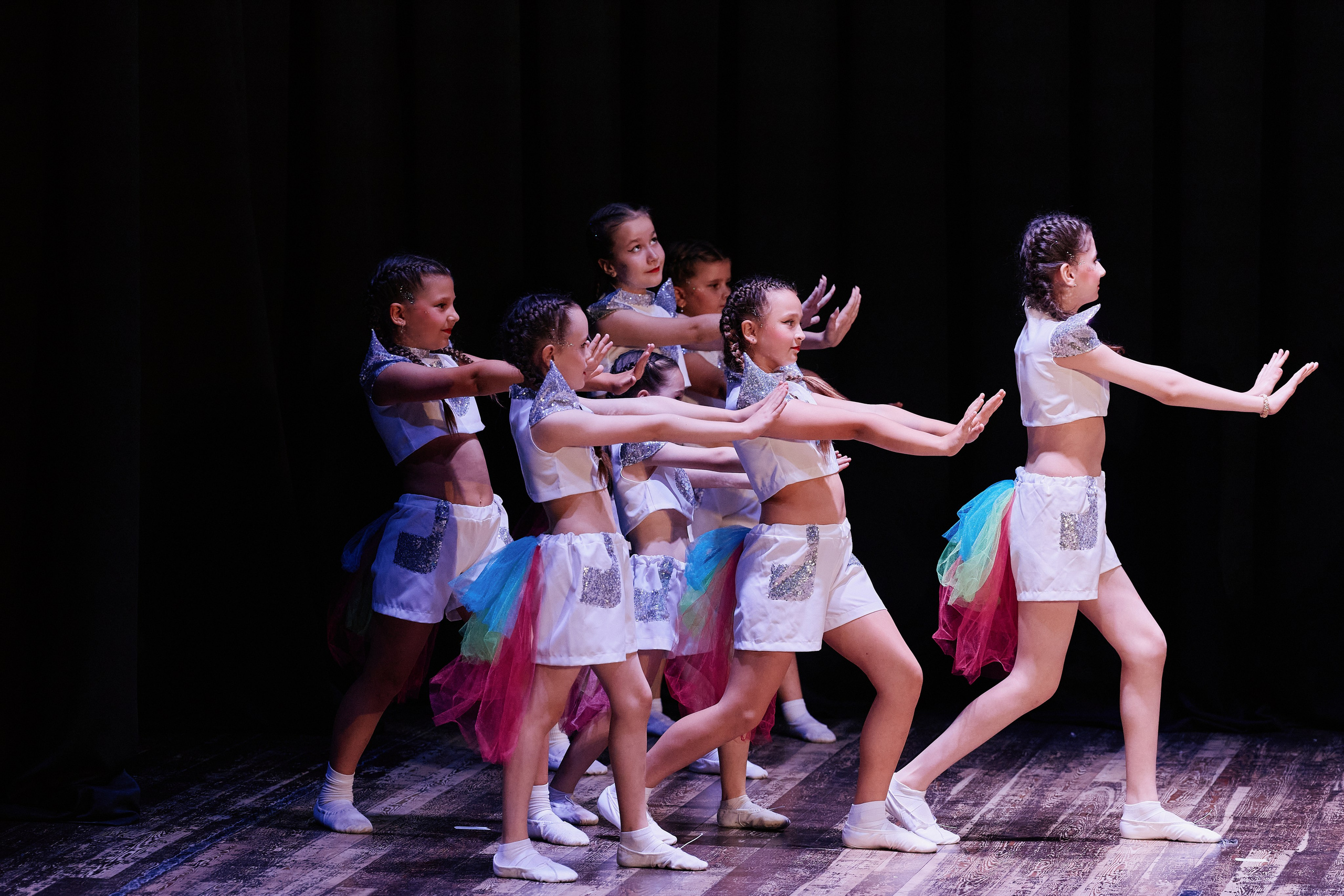 Концерт танцевальной студии Фиеста 08.06. Свадебный репортажный фотограф краснодар максим дремов дрёмов фотосессия студия цена