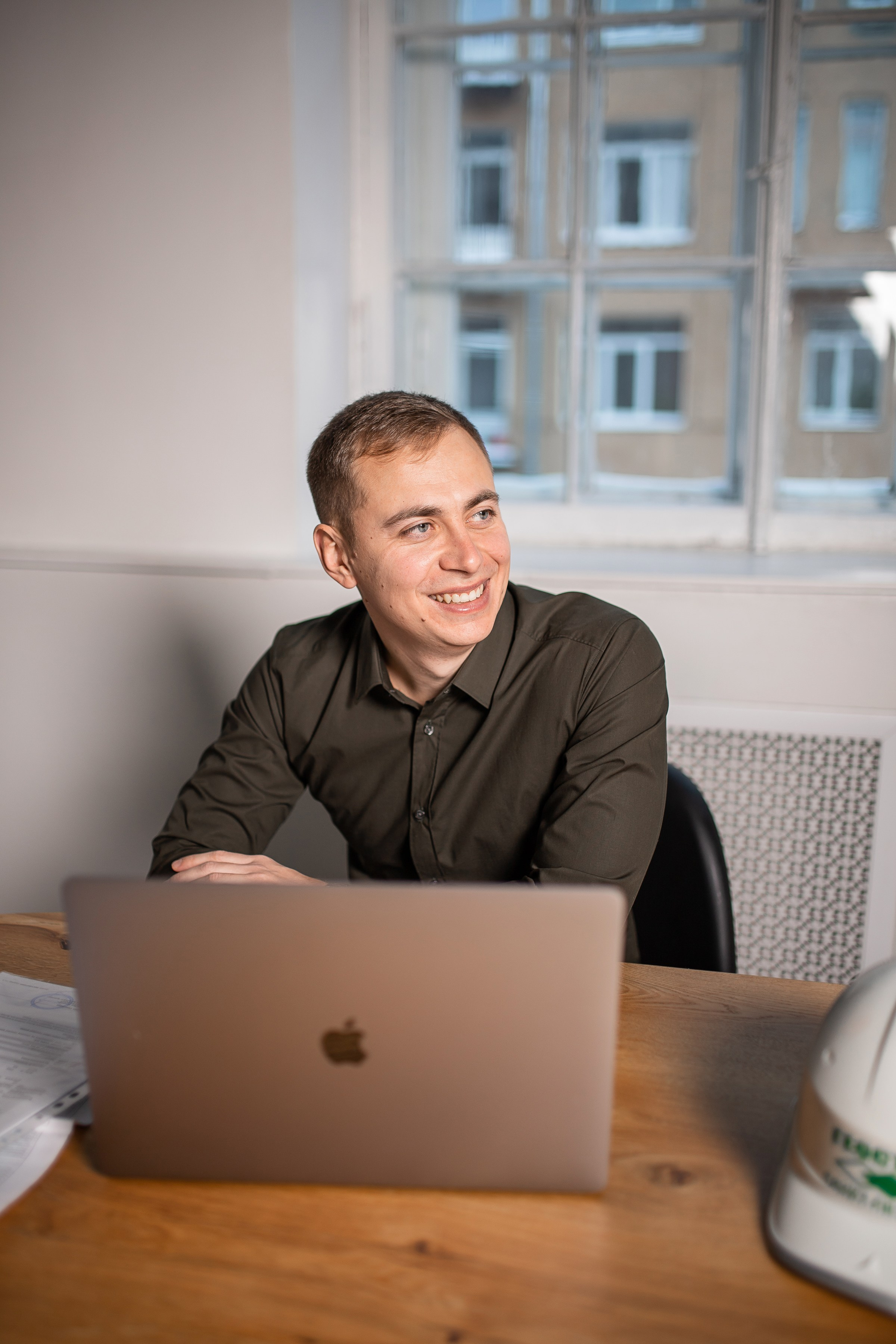 Ян строитель. Фотограф Санкт-Петербург Раднаева Юлия