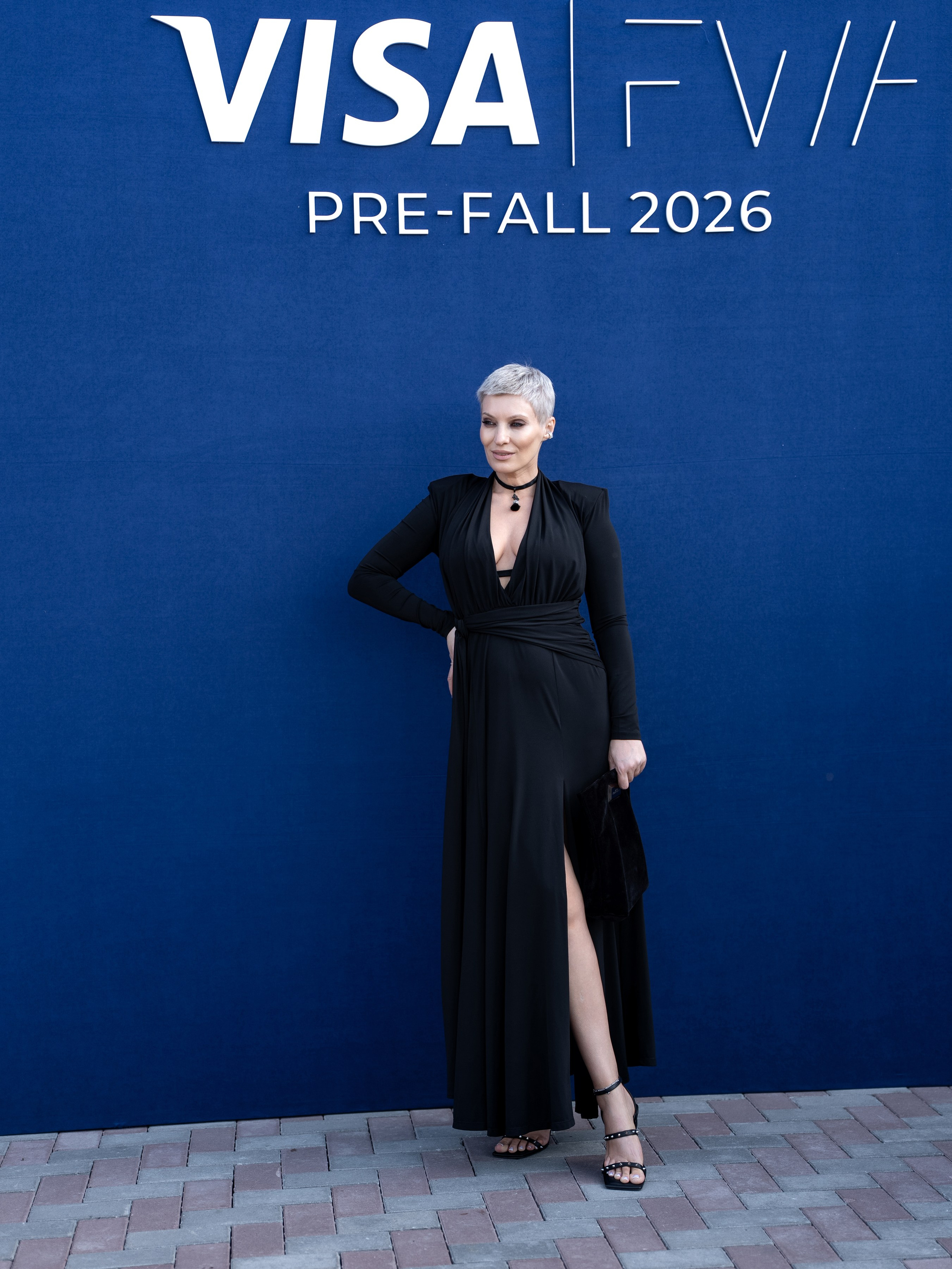 Visa Fashion Week Almaty Pre-Fall 2026 April StreetStyle Day 1. Сайт Алматинского НЮ АРТ, будуар и фэшн фотографа Дениса Карпенко