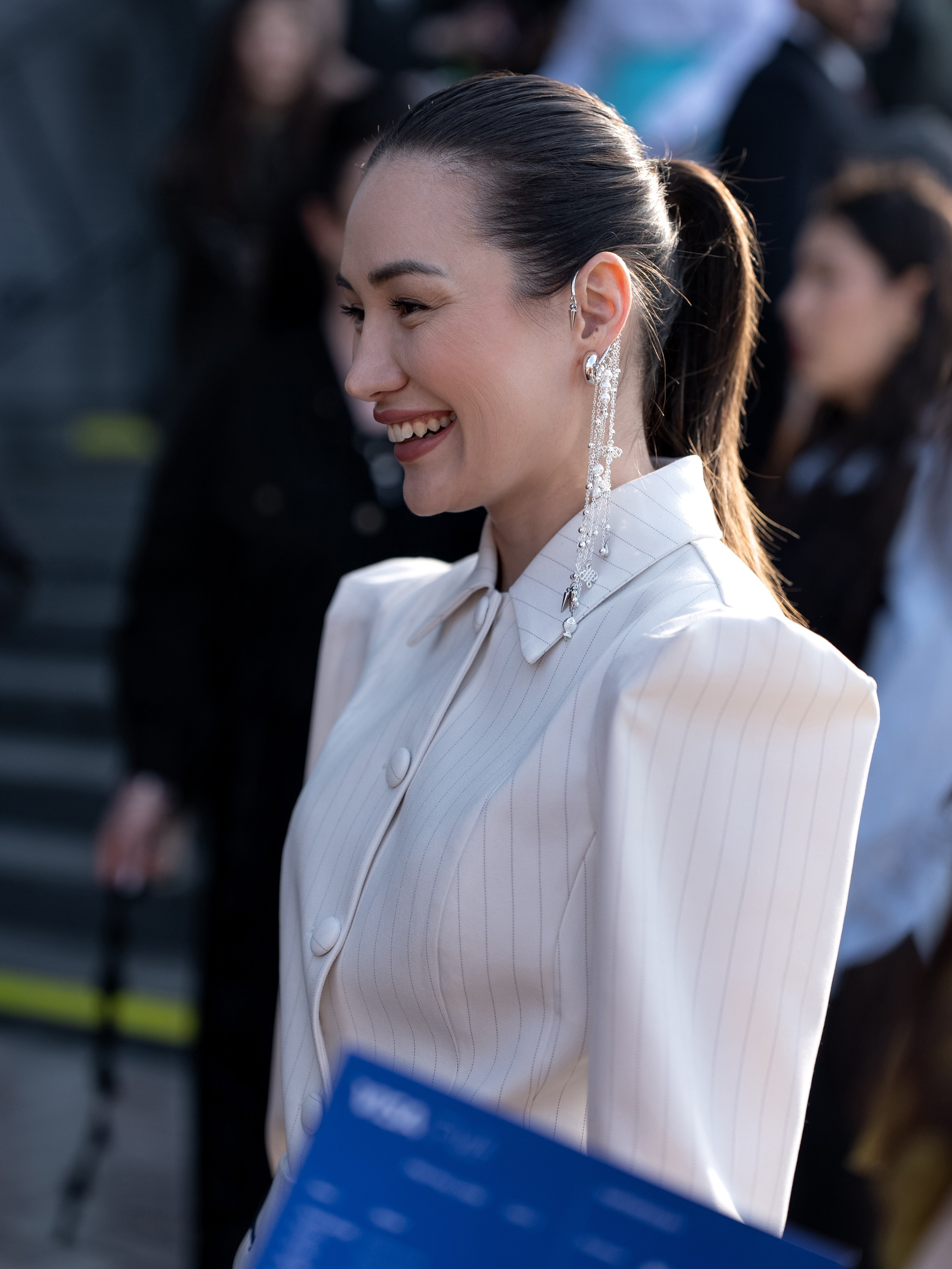 Visa Fashion Week Almaty Pre-Fall 2026 April StreetStyle Day 1. Сайт Алматинского НЮ АРТ, будуар и фэшн фотографа Дениса Карпенко