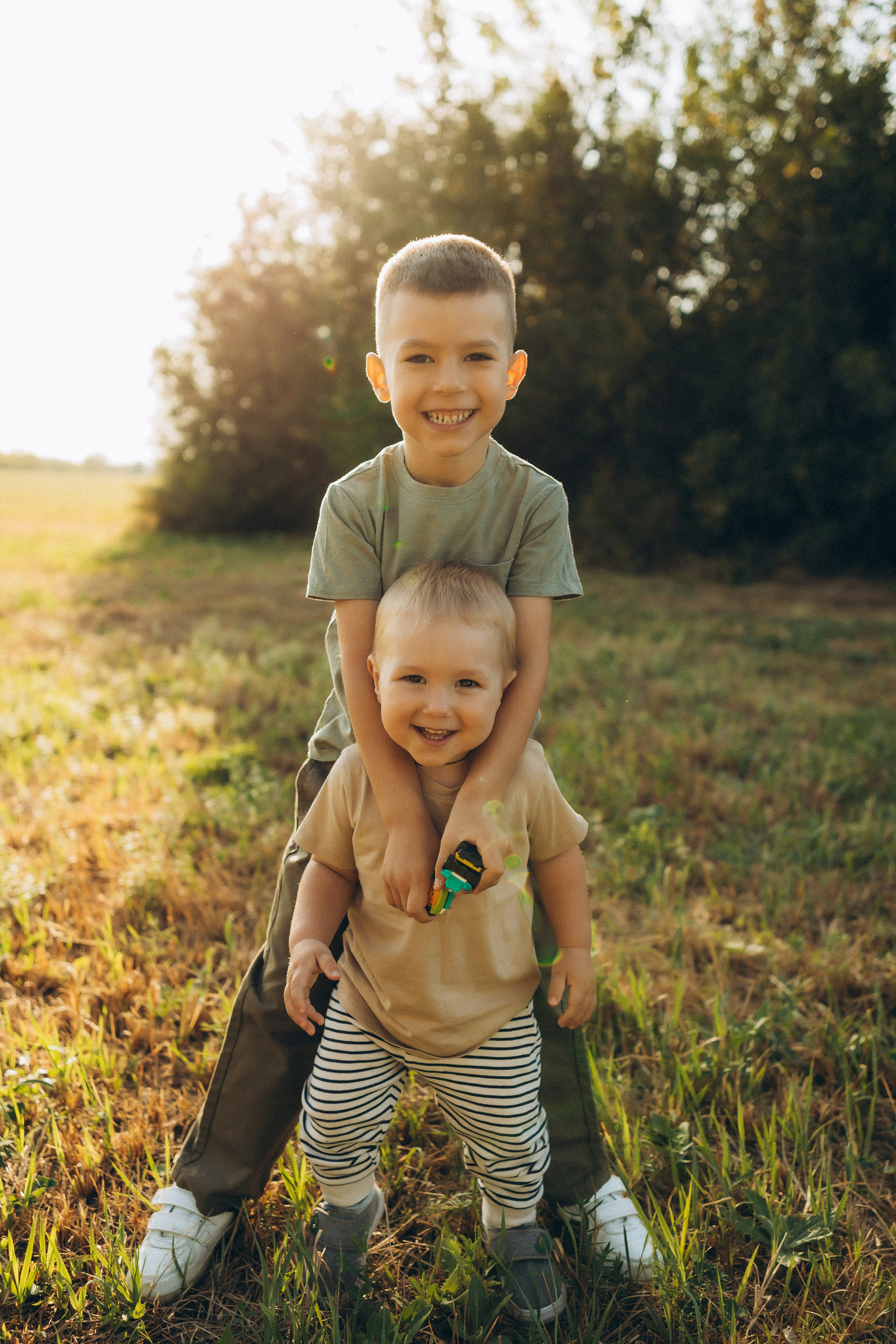 Ника, Лёша, Гриша и Гоша. Семейный фотограф и детский фотограф в Волгограде Алеся Бутакова — дет