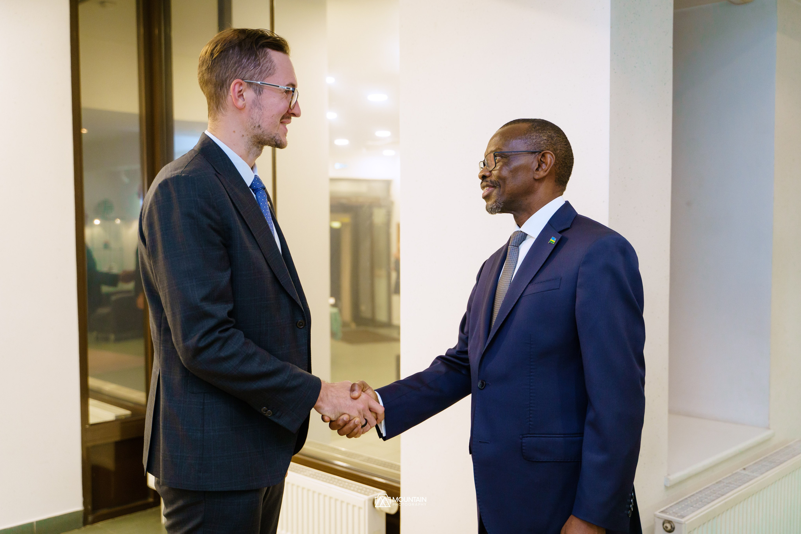 Rwanda 60 years celebratin of diplomatic relation with Russia. Я занимаюсь событийной, свадебной, товарной, студийной… фотографией