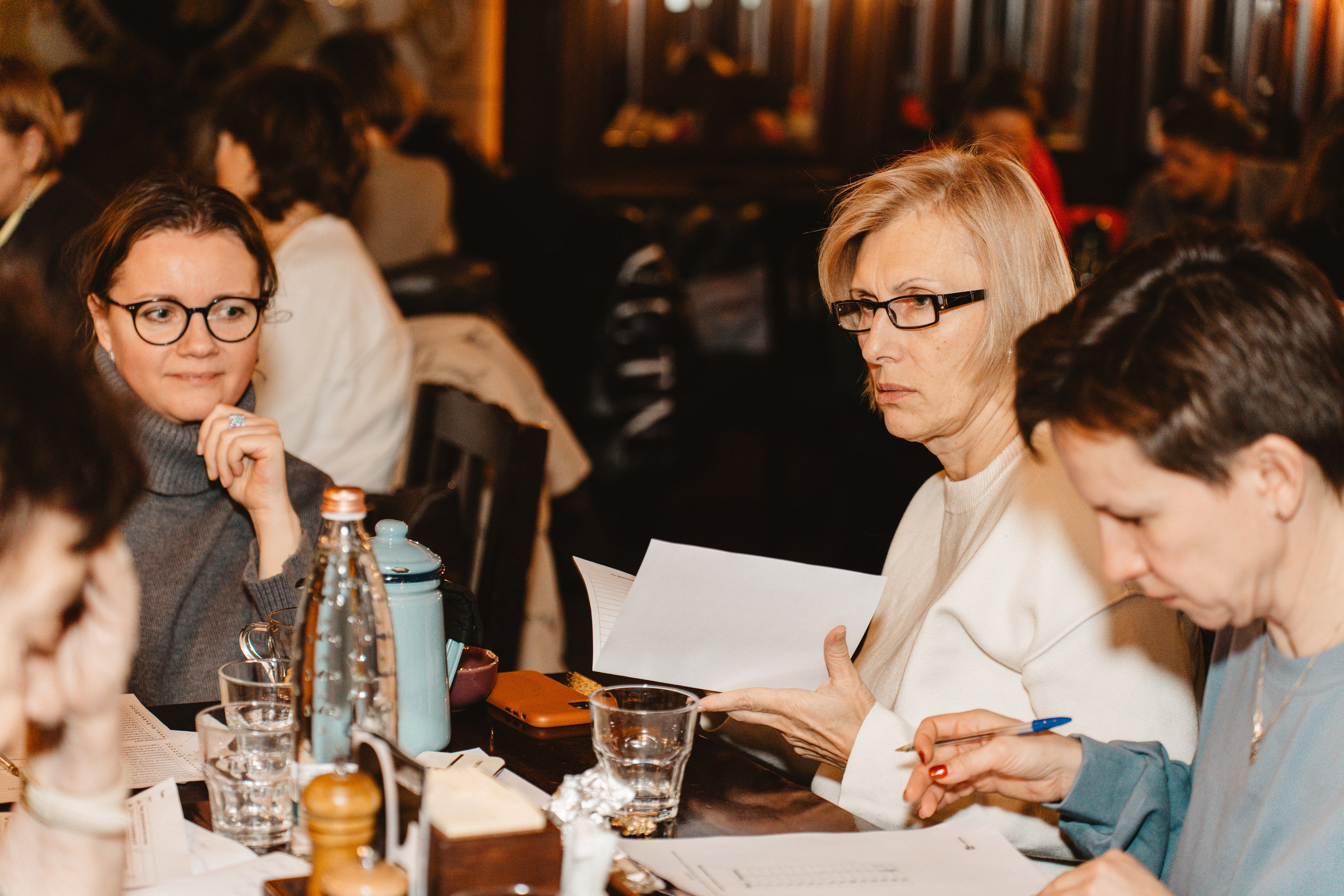 Intellectual games. Я занимаюсь событийной, свадебной, товарной, студийной… фотографией