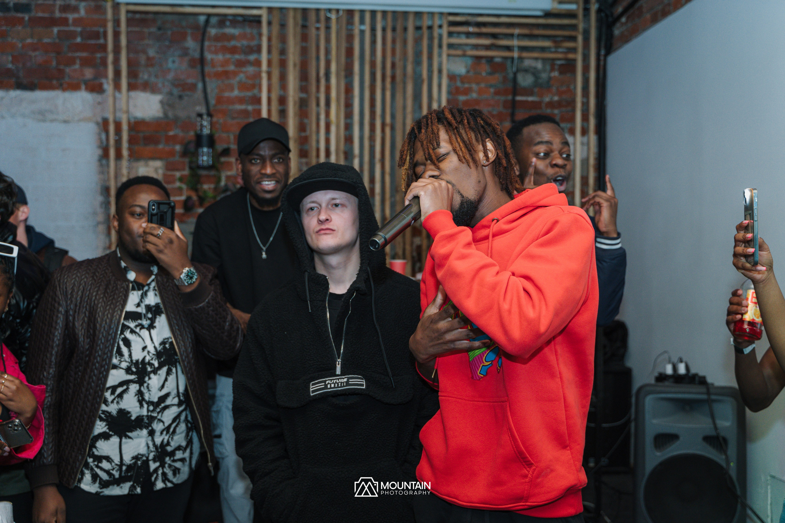 El Natic Album presntation. Я занимаюсь событийной, свадебной, товарной, студийной… фотографией