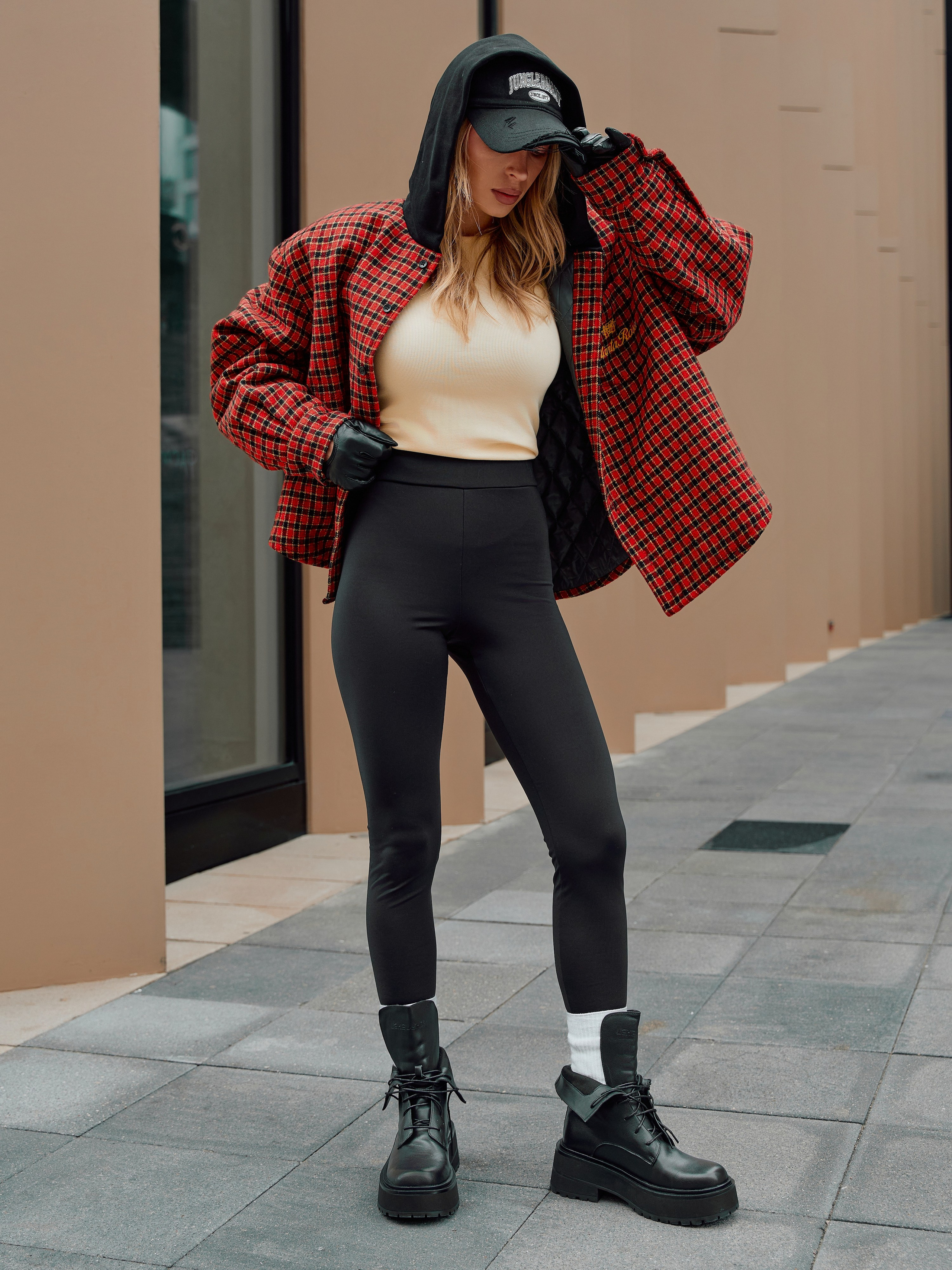 SRV_Brand. Фотограф для маркетплейсов в Москве