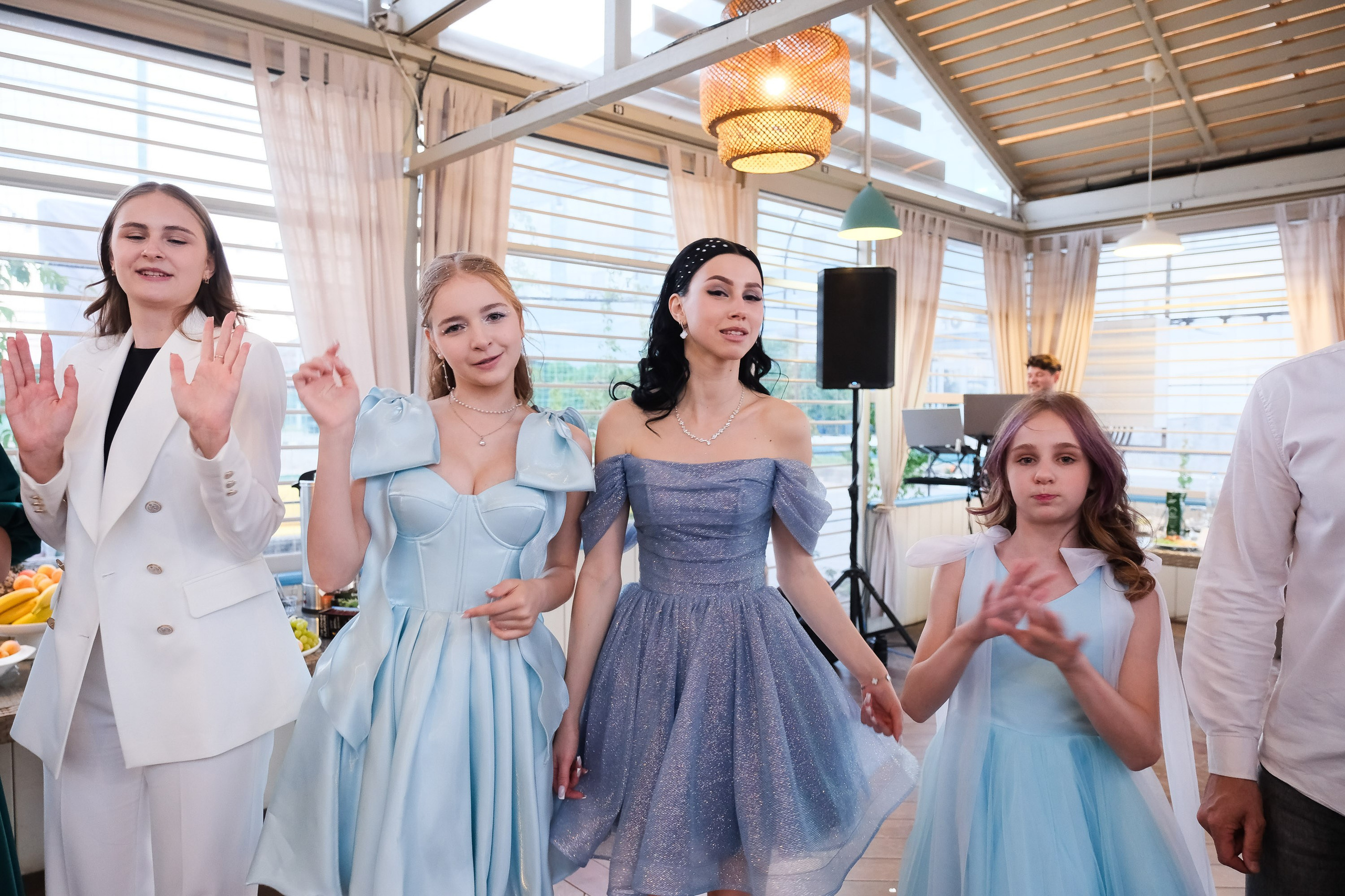 9 Класс Выпускной. Фотограф Анатолий Деникин