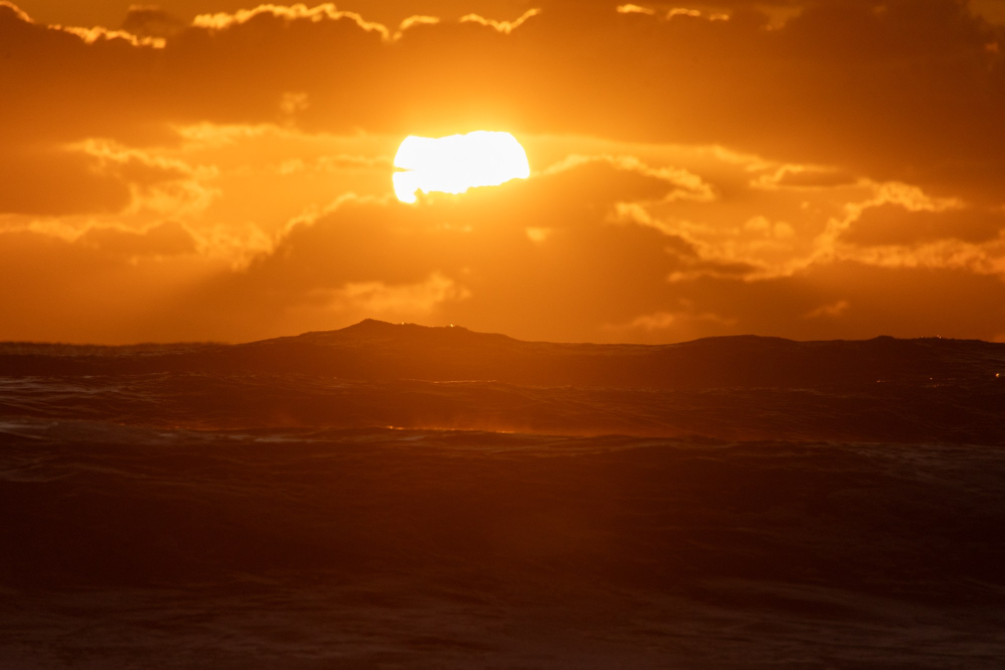 Море и серферы. Репортажный и постановочный Наталья Санникова