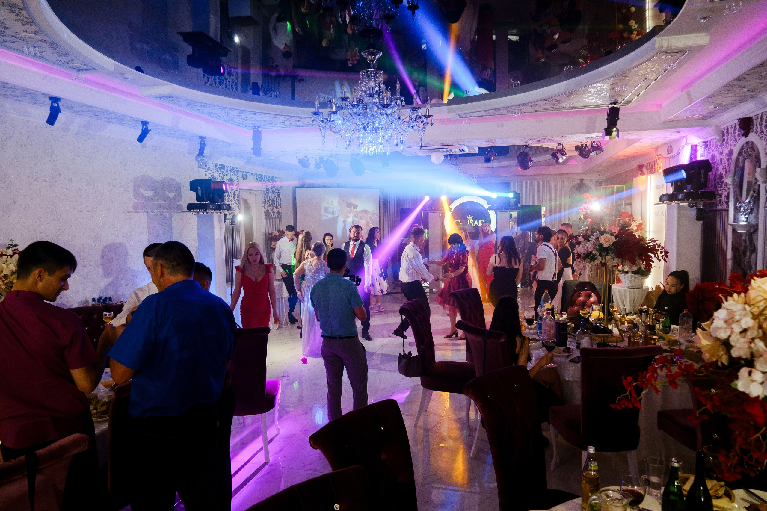 Михаил и Юлия. Свадебный фотограф | репортаж | праздники | крещение