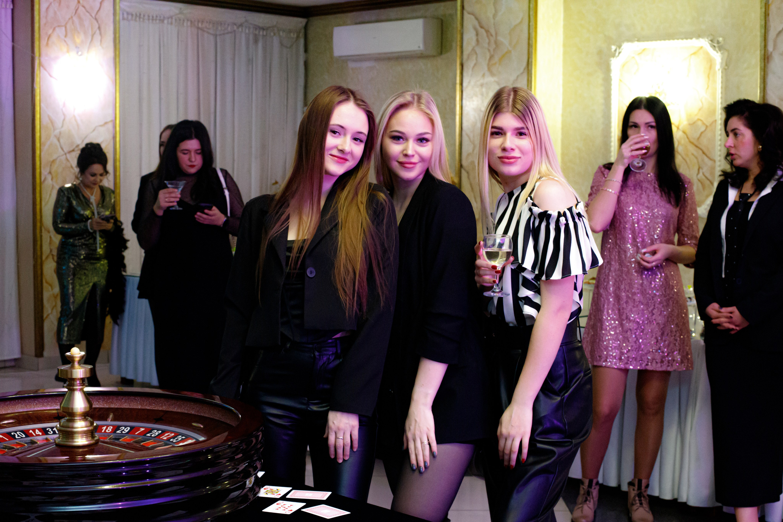 ELOSMED. Photokarish