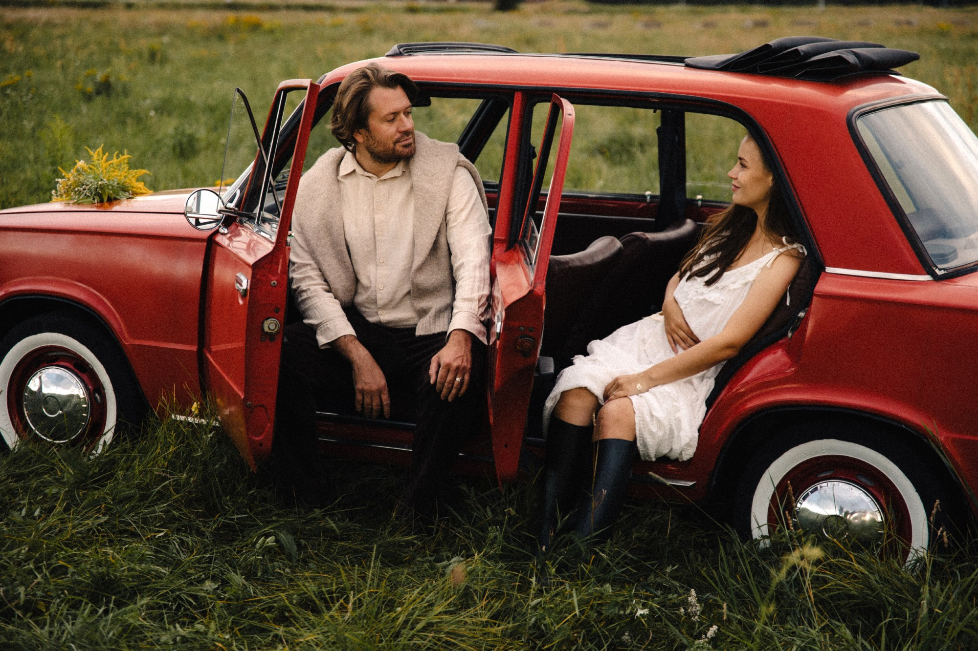 Французско-русское кино. Арина, Чарльз, Адель и Мия. Семейный фотограф в Москве Саша Герасименко