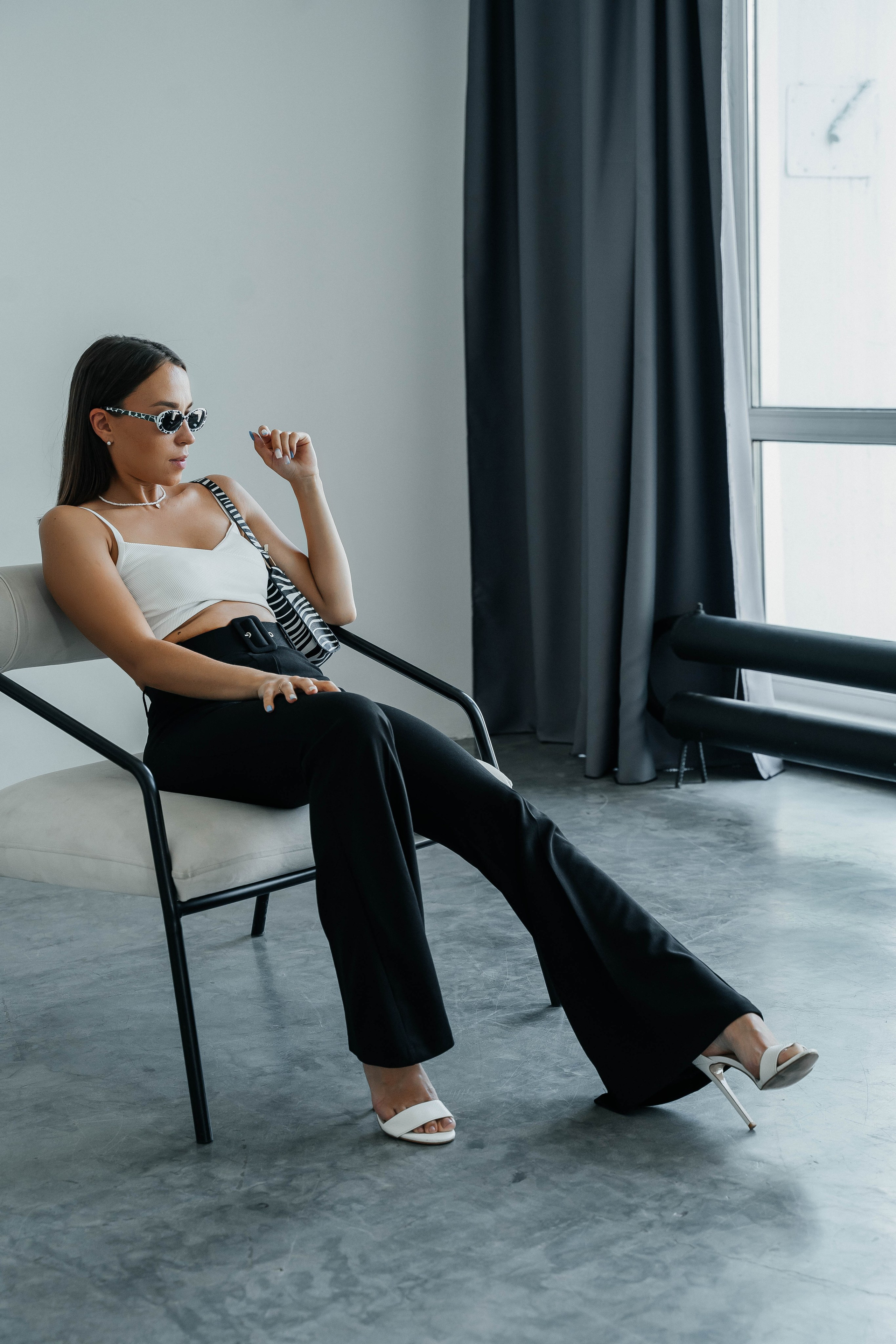 Съемки в интерьере студий. Виктория Алпеева — фотограф по любви