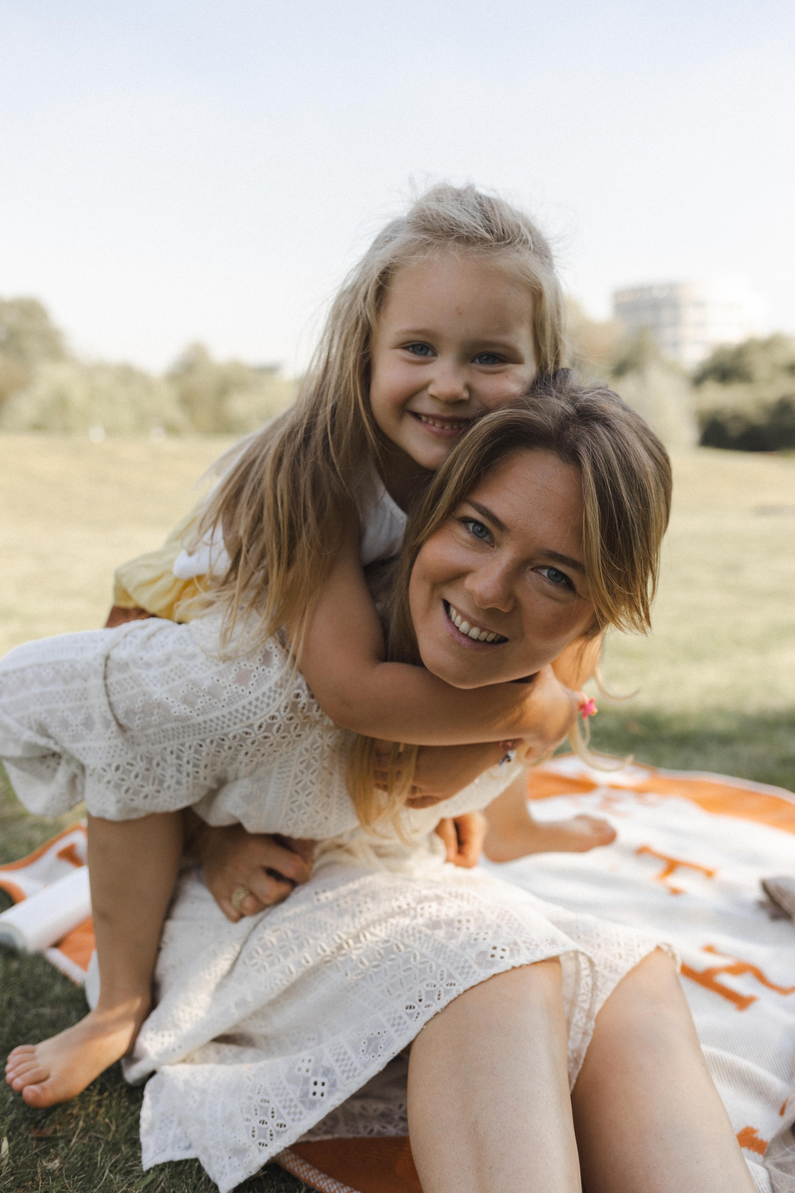 Завтрак на траве. Семейный фотограф в Москве