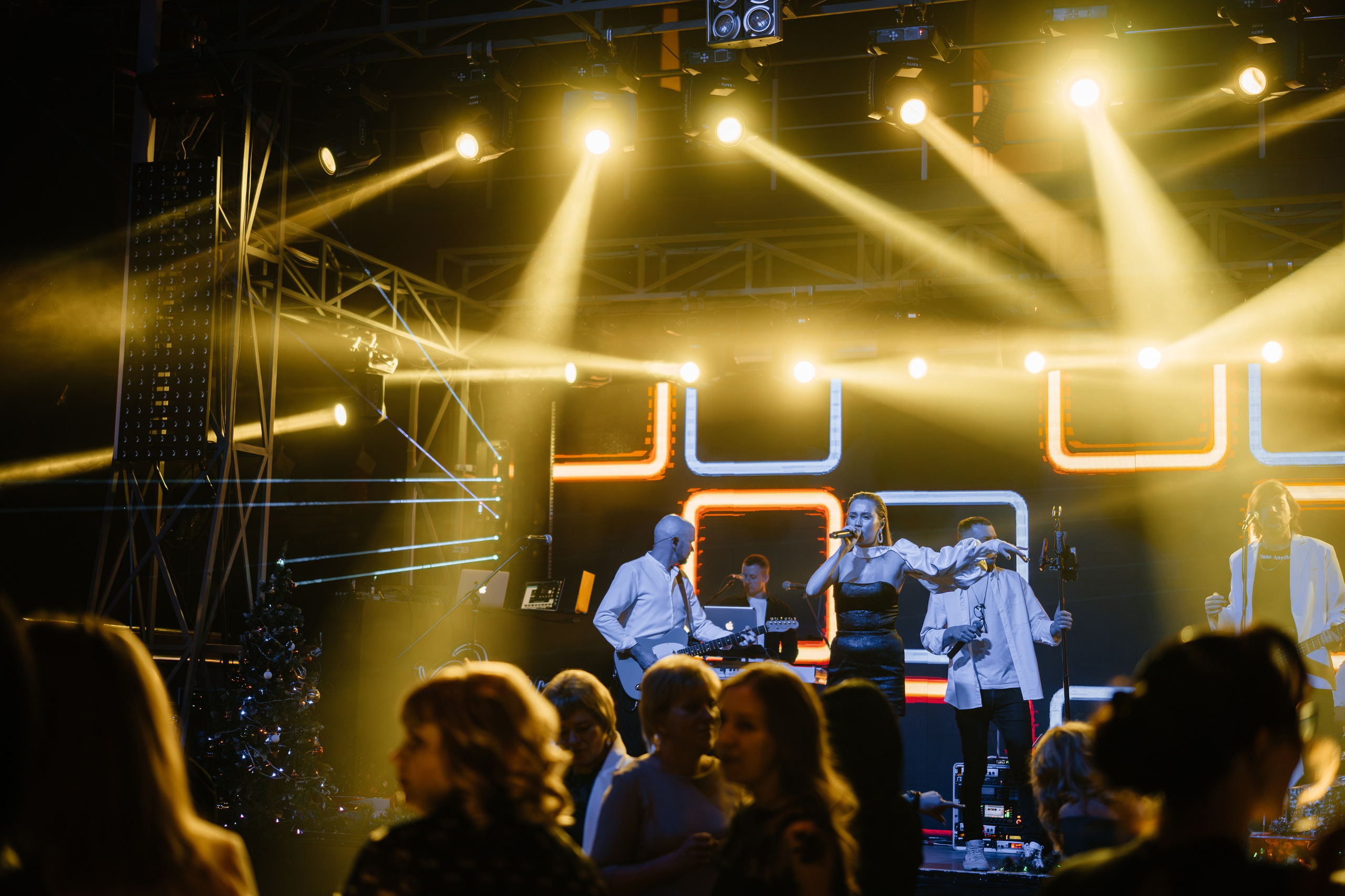 Корпоратив «СОВКОМБАНК». Свадебный фотограф Барнаул Алексей Павлов