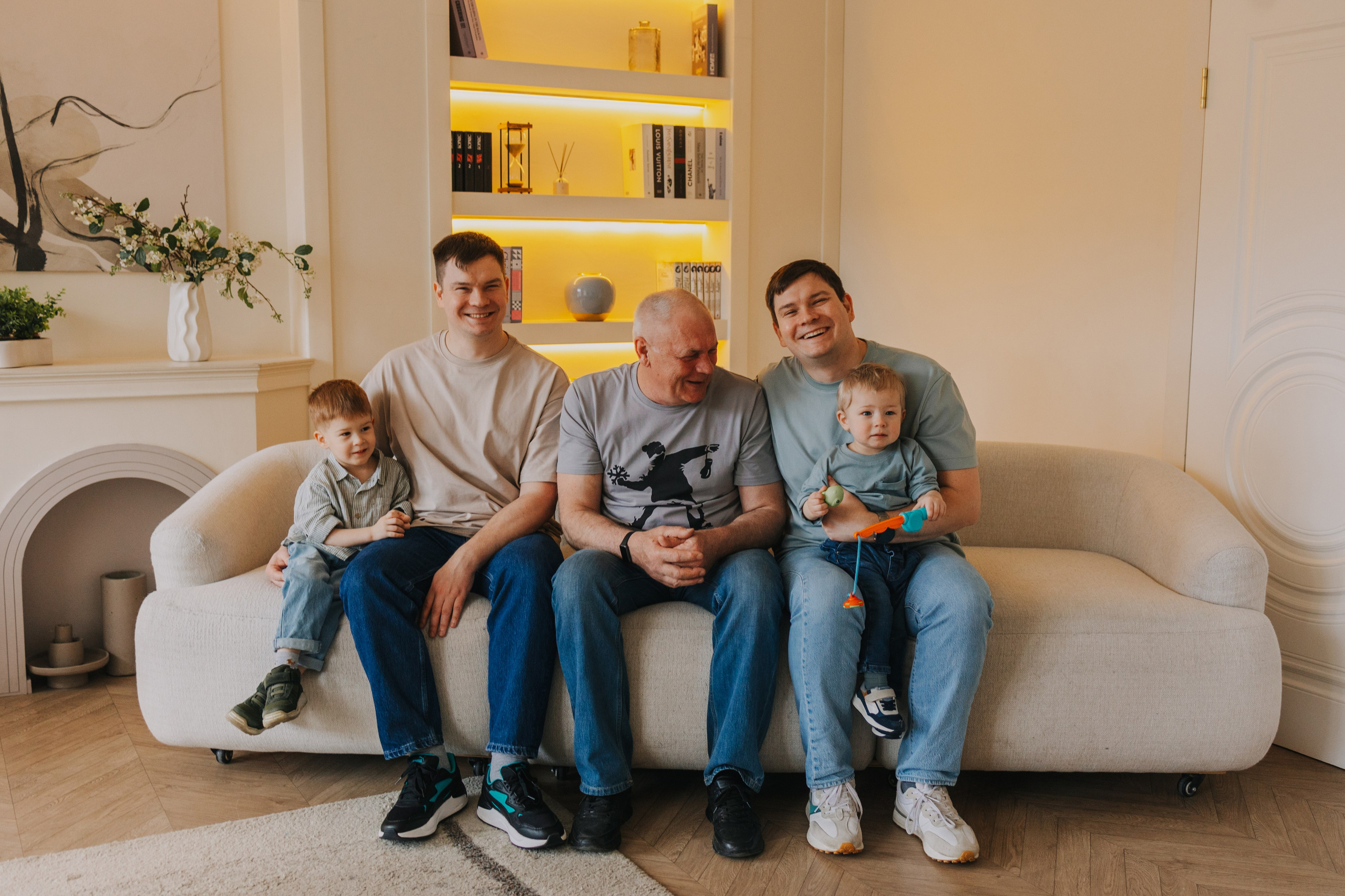 Большая семья. Домашняя фотосессия