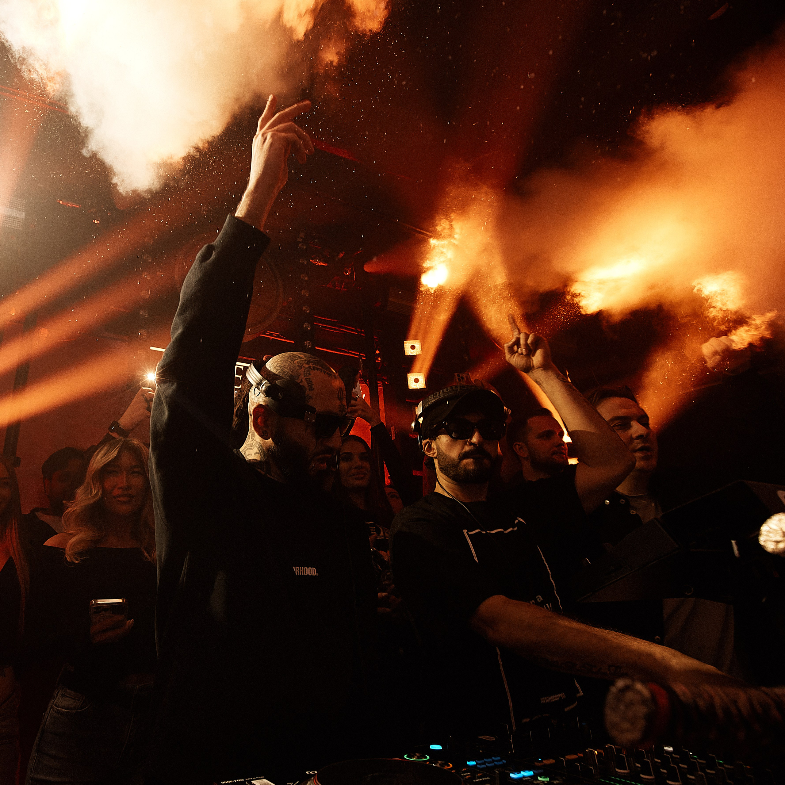 PLUS VIBE Party. Репортажный фотограф в Москве Дмитрий Масленников