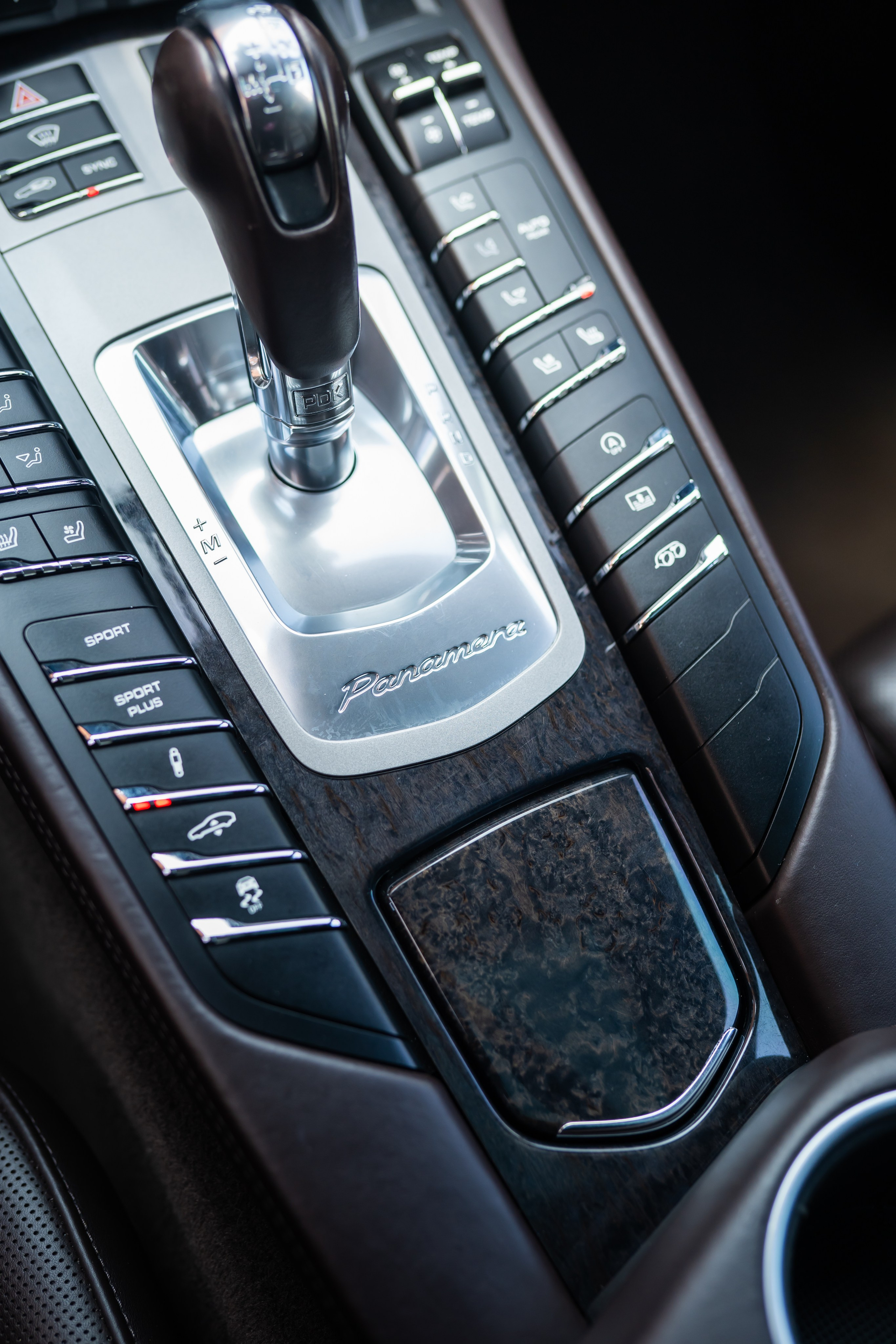 Porsche Panamera. Mirllaev