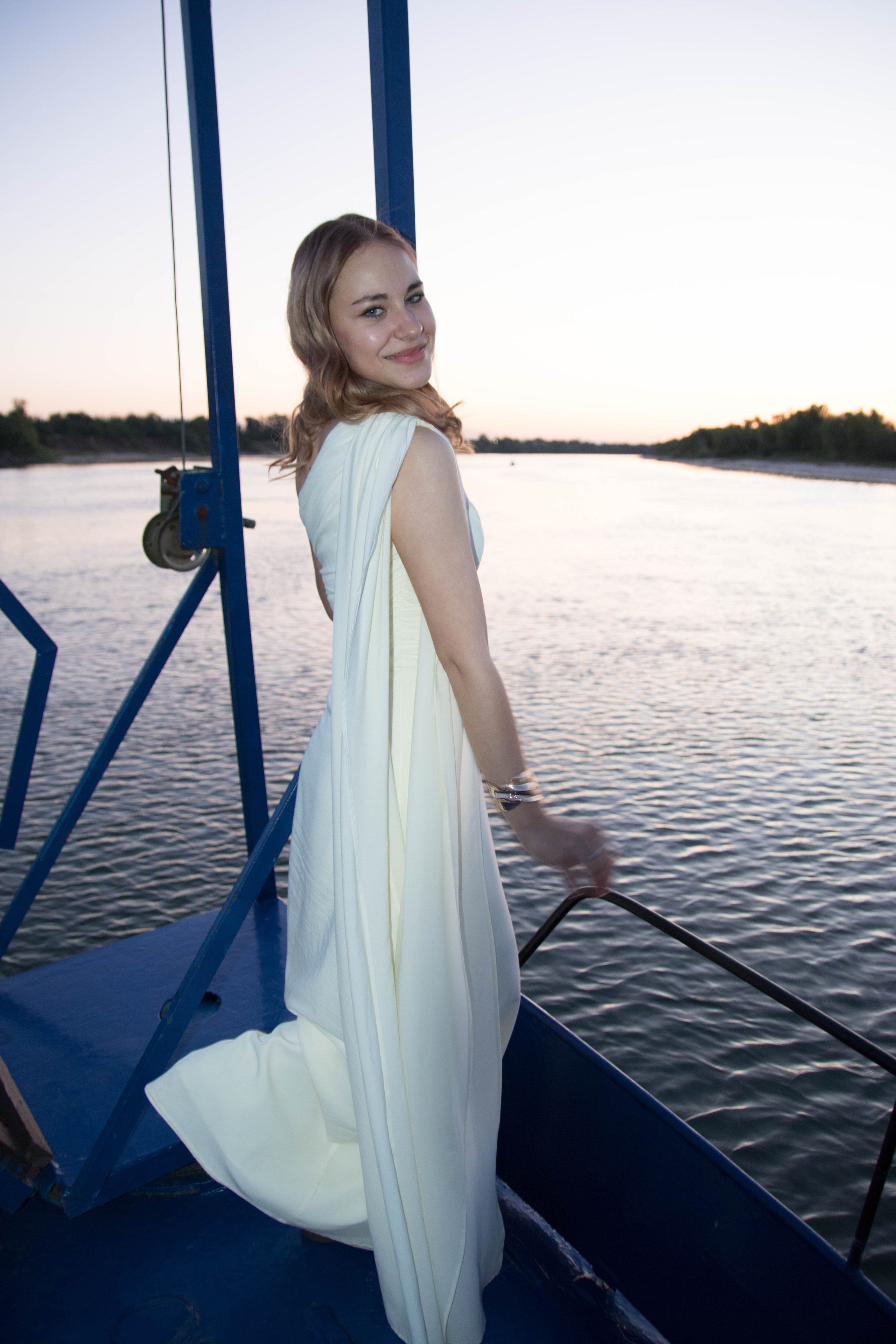 Выпускные. Организатор праздников. Ведущая Марина Гребенникова