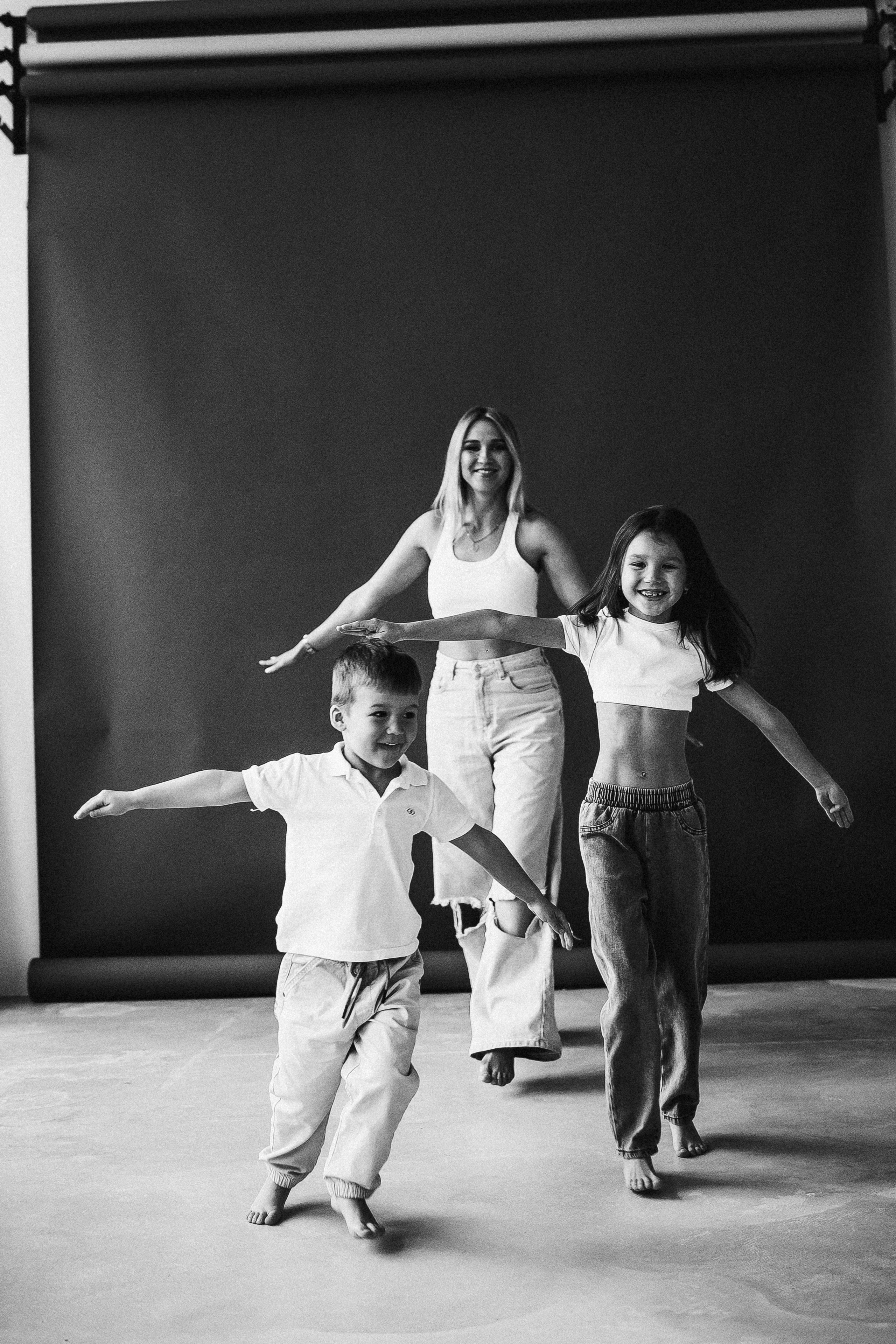 Женя с детками. Семейная съемка — это красивый способ признаться своей семье в любви