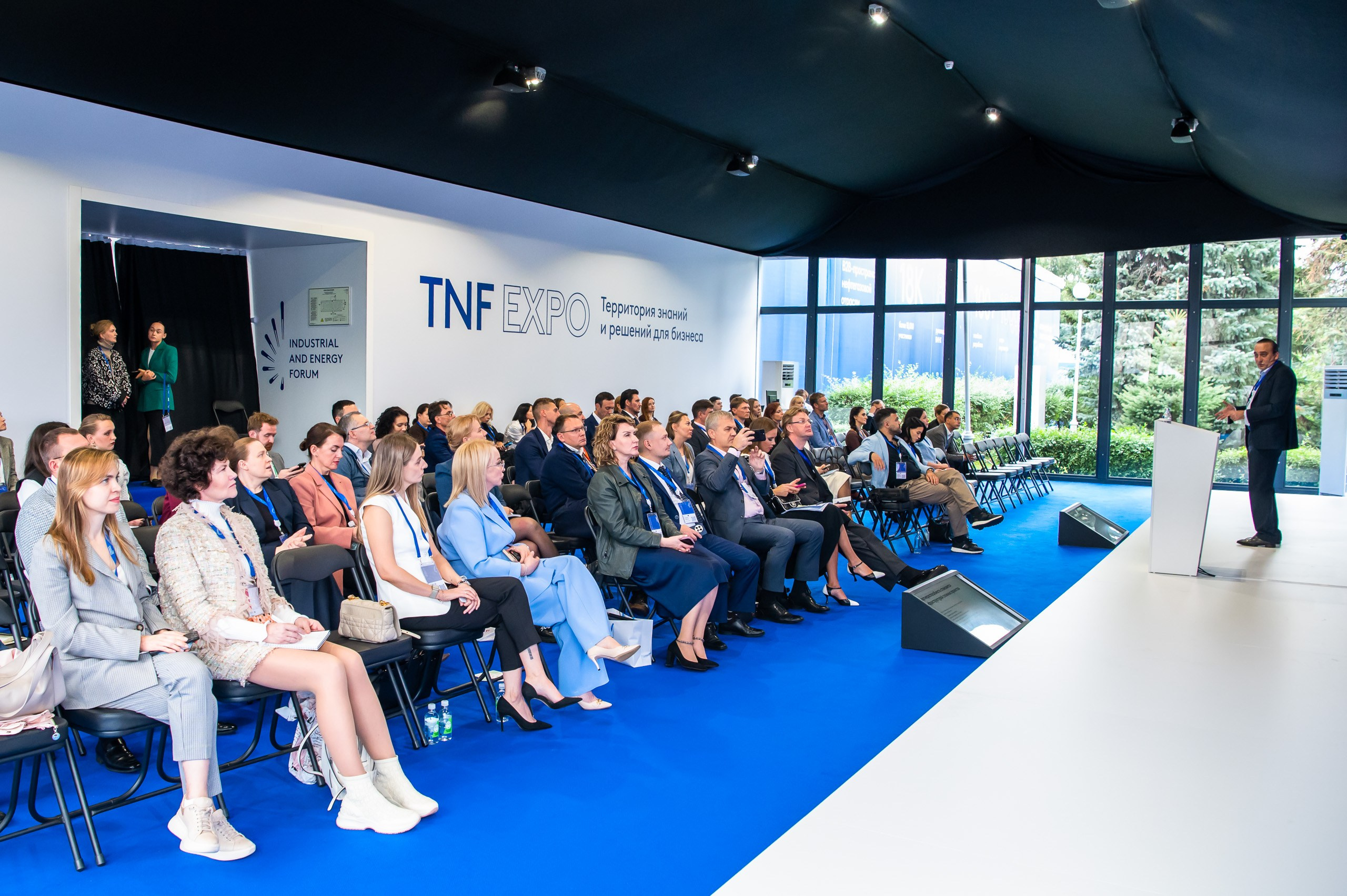 Международный Промышленно Энергетический Форум_TNF-2026. Репортажный и семейный фотограф в Тюмени Владислав Шадиков