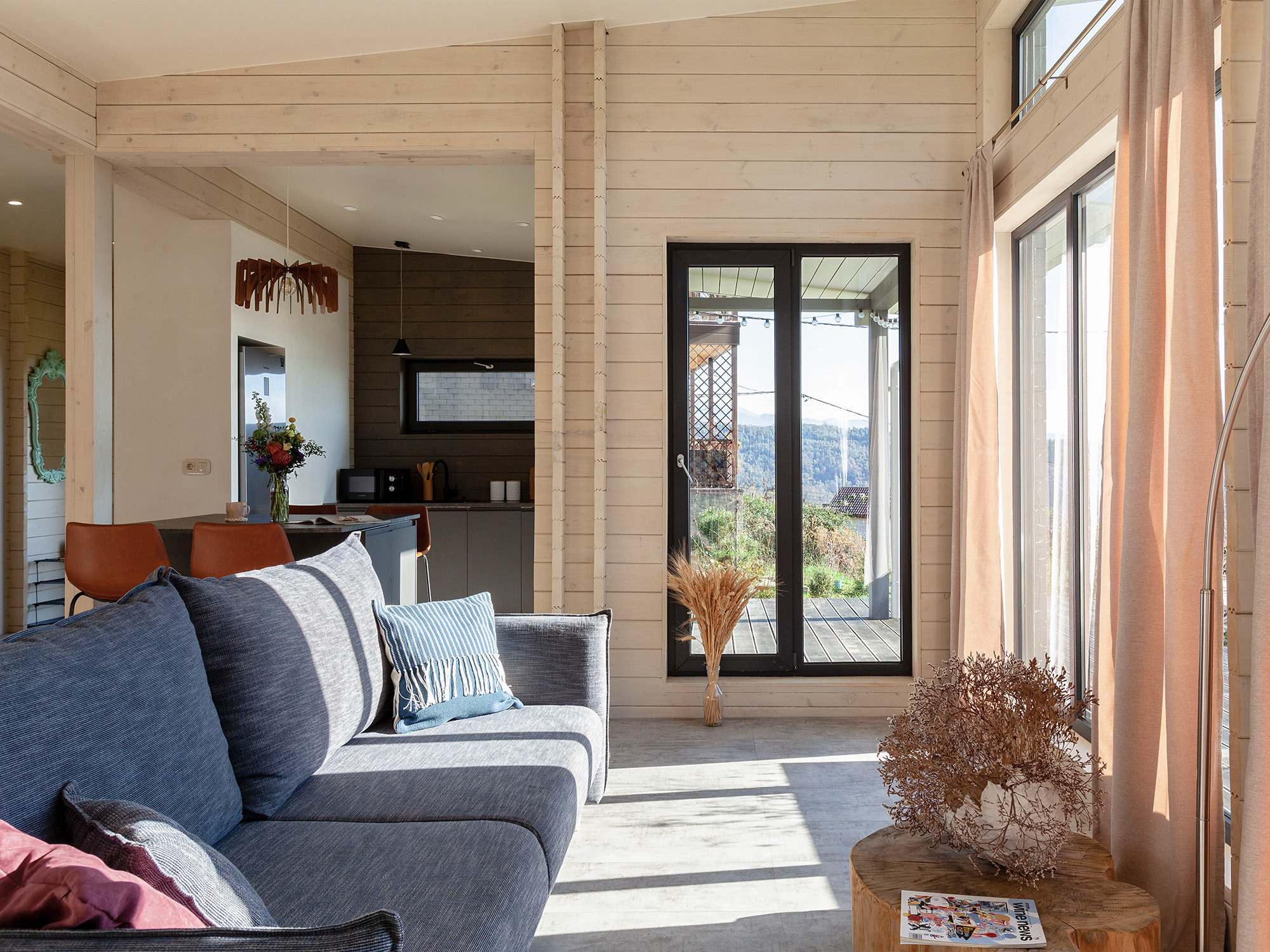 Интерьерная фотосъемка загородного дома в Адлере. Интерьерный фотограф Москва