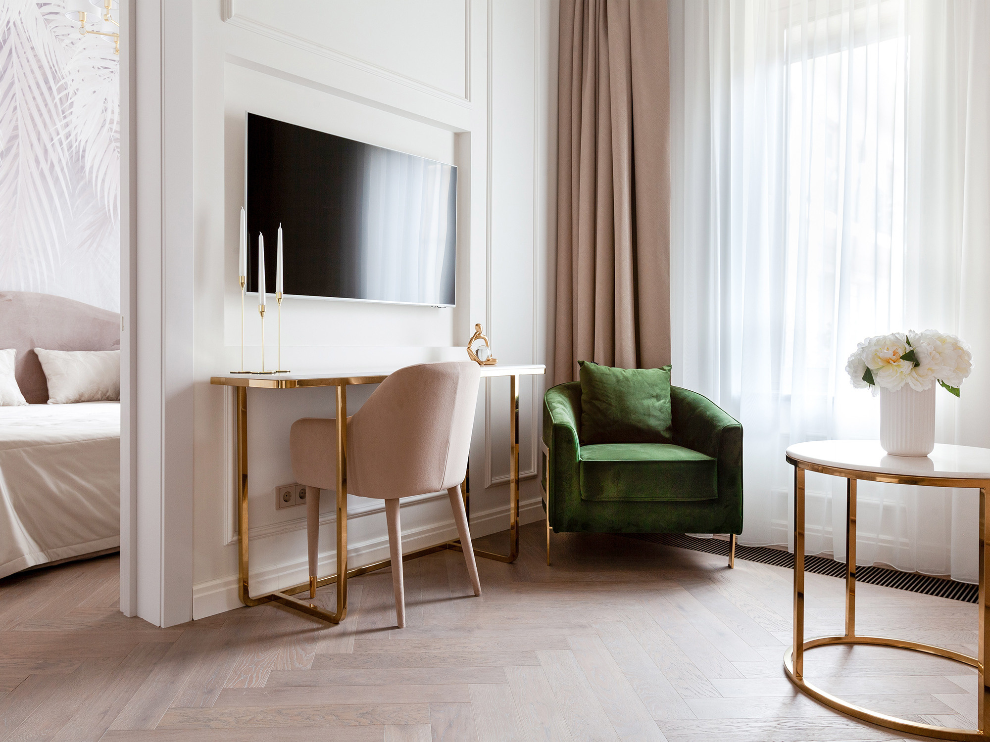 Интерьерная фотосъемка двухкомнатного апартамента в Сочи. Интерьерный фотограф Москва