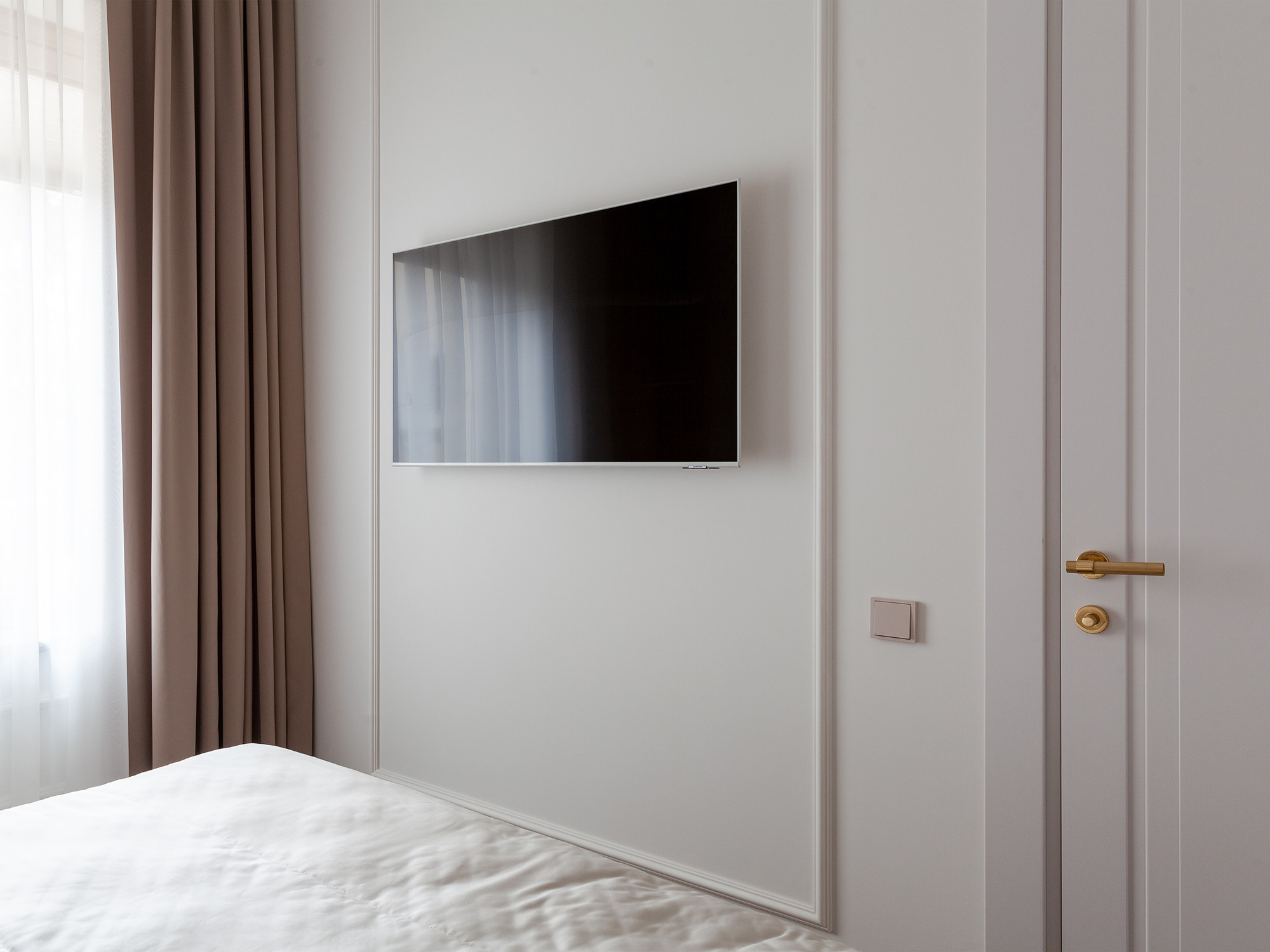 Интерьерная фотосъемка двухкомнатного апартамента в Сочи. Интерьерный фотограф Москва