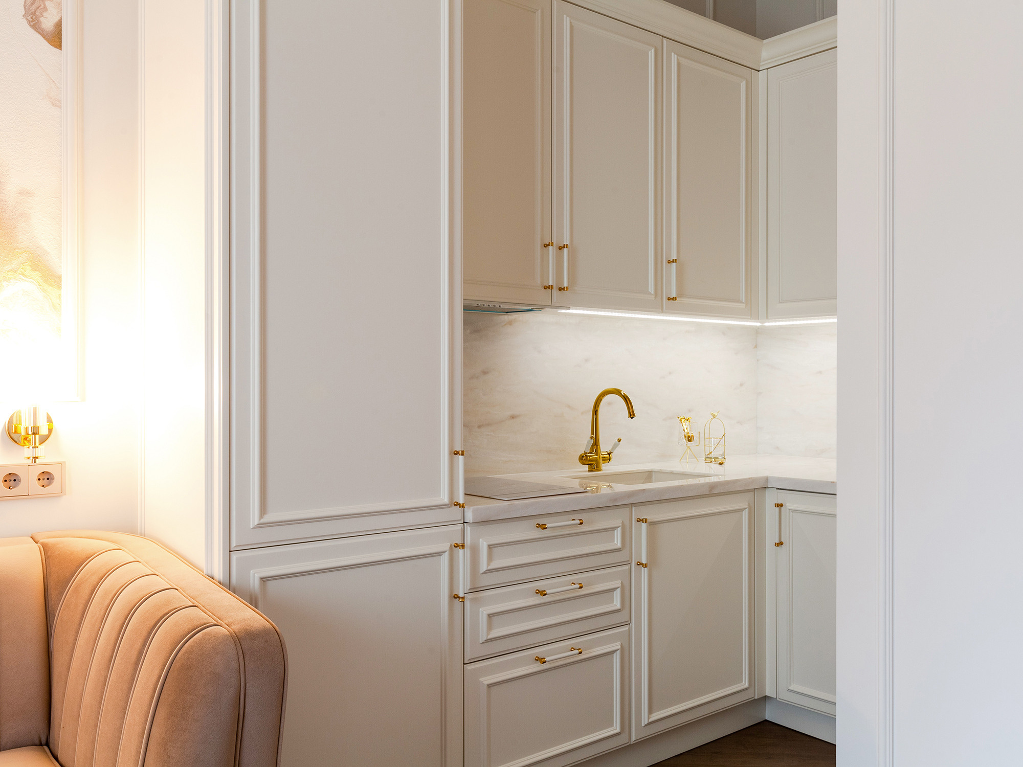 Интерьерная фотосъемка двухкомнатного апартамента в Сочи. Интерьерный фотограф Москва