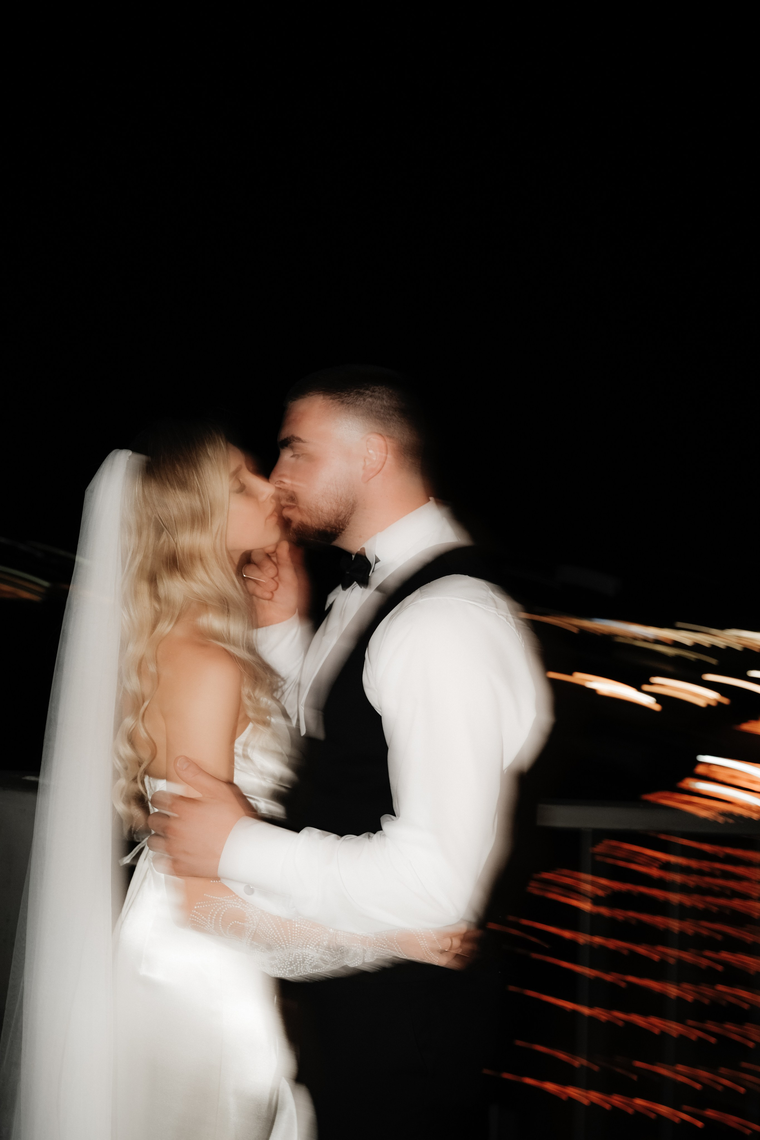 Astoria. VISUAL ARTIST · KRONGAUZ ANASTASIA