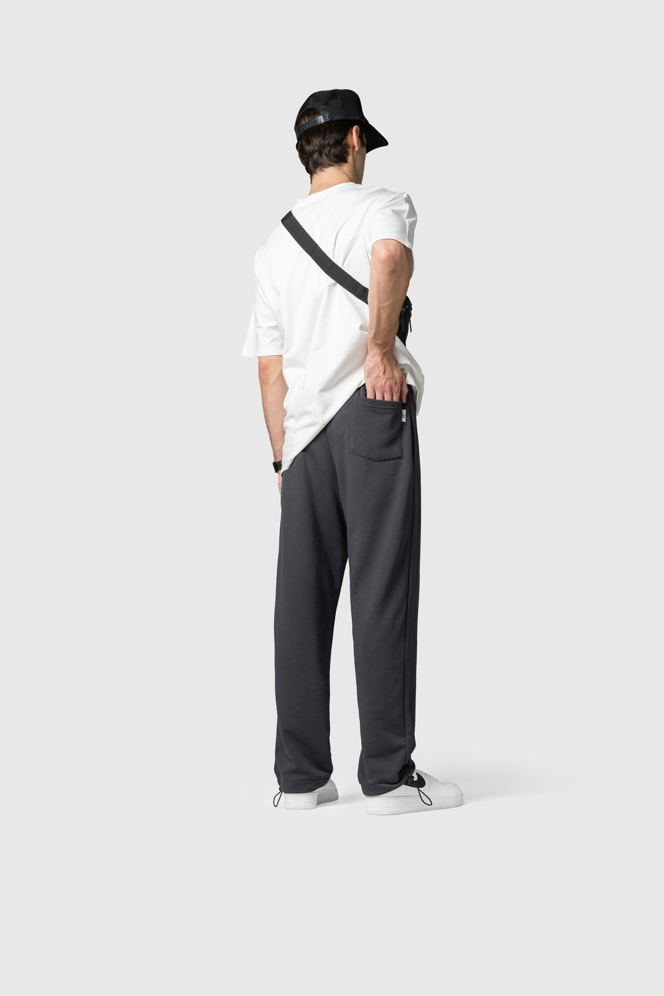 John Costa (брюки). Анастасия Дунаева. Фотограф в Севастополе