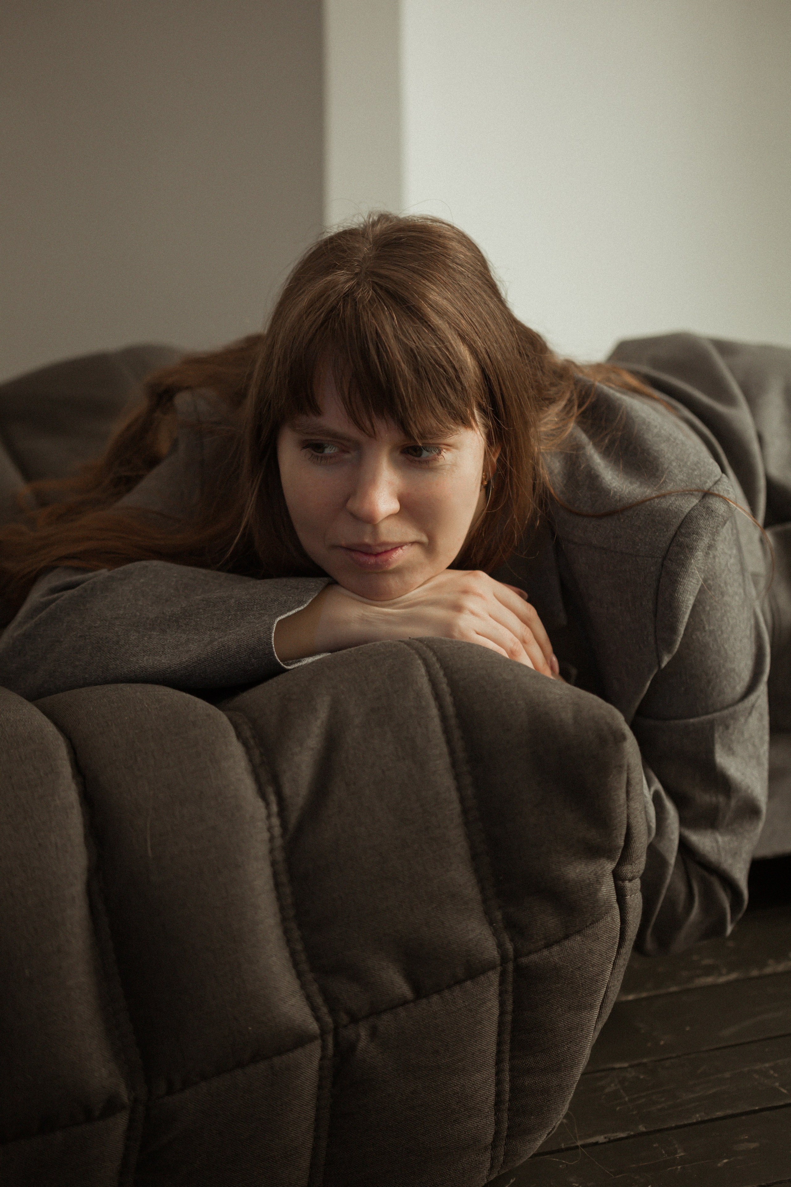 Портретная фотосессия в Костроме в теплых тонах — фотограф Екатерина Селиверстова. Портретный и репортажный фотограф Екатерина Селиверстова, Кострома