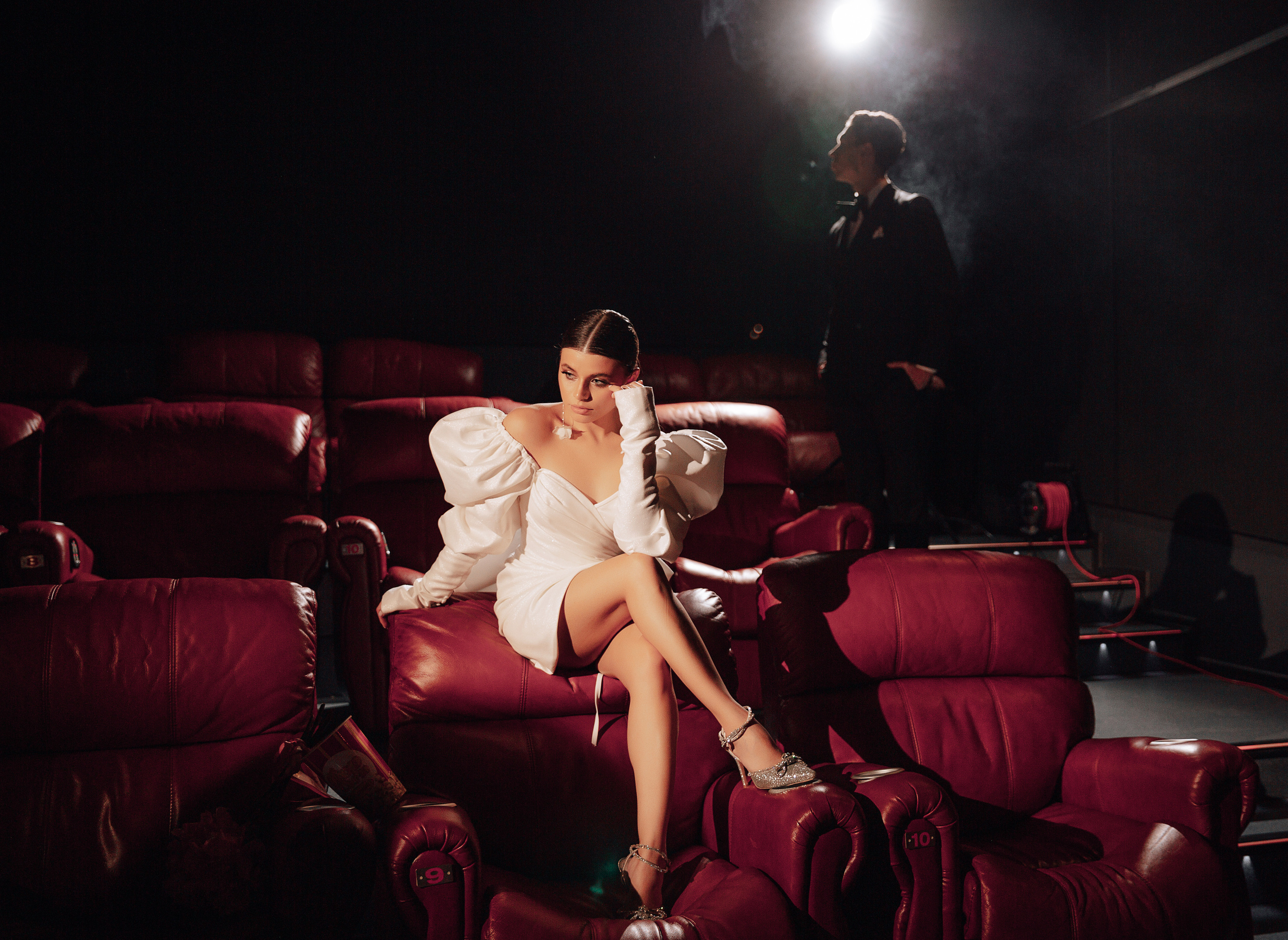 Свадебная фотосессия в кинотеатре. Фотограф в Нижнем Новгороде Нестерова Кристина