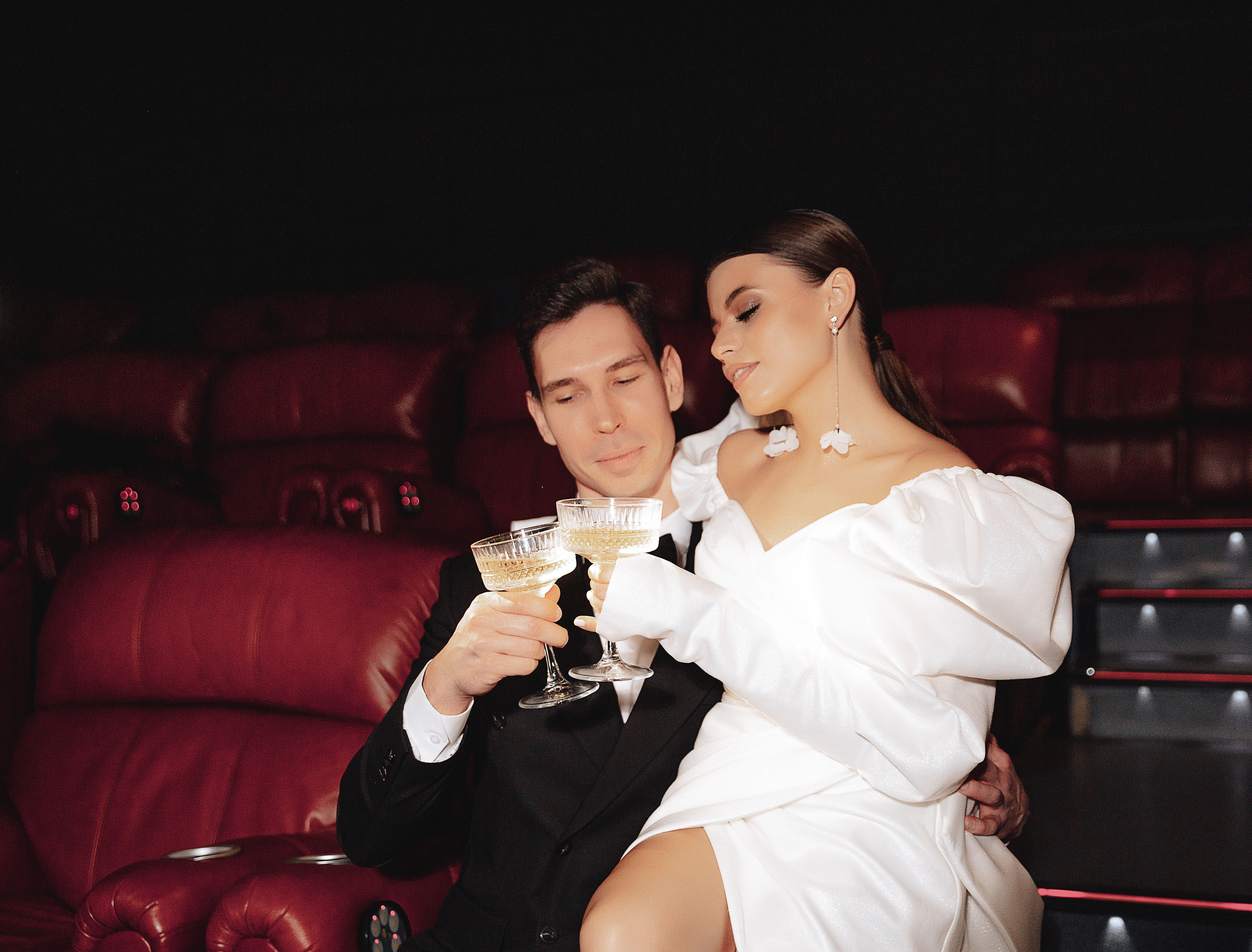 Свадебная фотосессия в кинотеатре. Фотограф в Нижнем Новгороде Нестерова Кристина