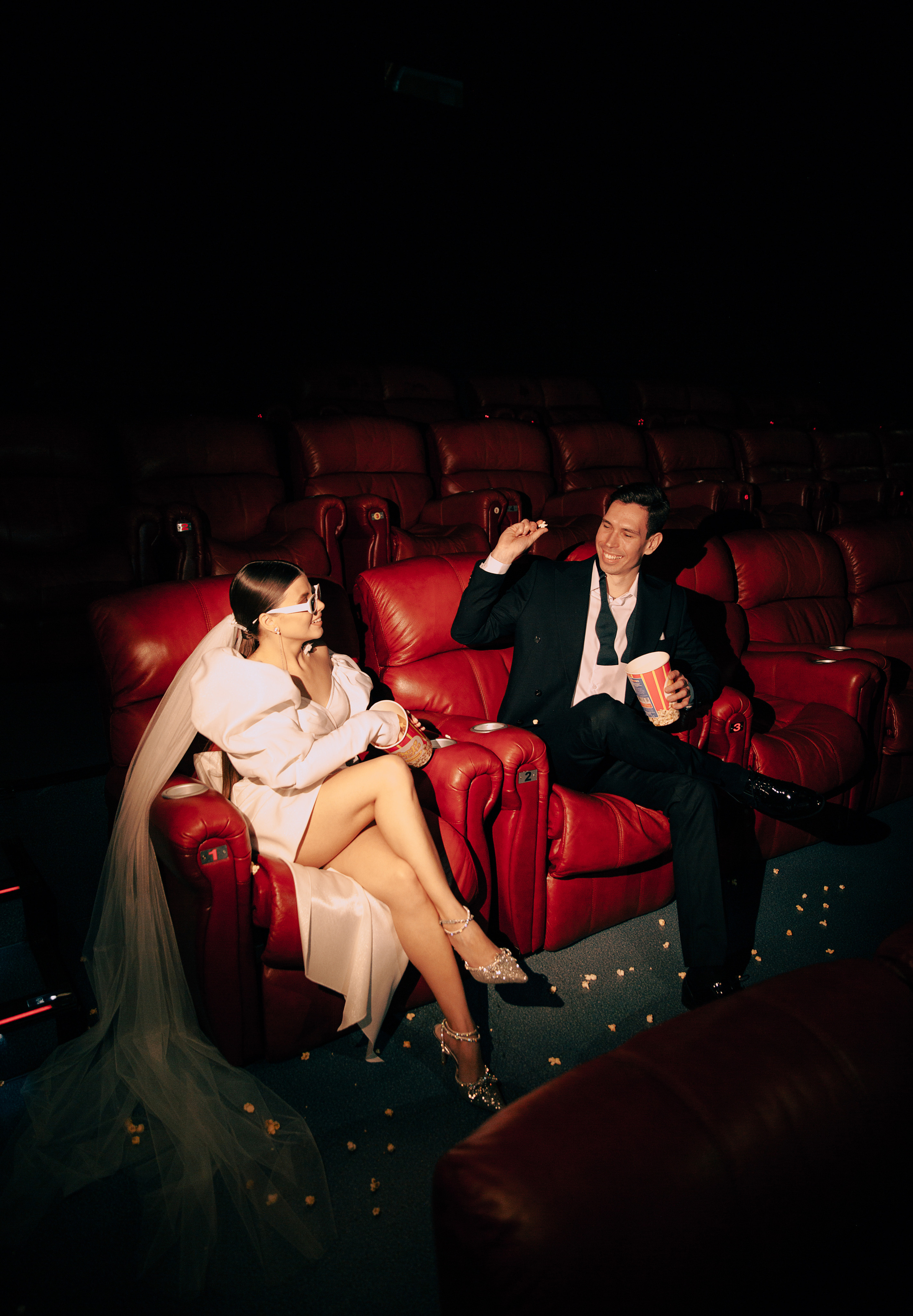 Свадебная фотосессия в кинотеатре. Фотограф в Нижнем Новгороде Нестерова Кристина