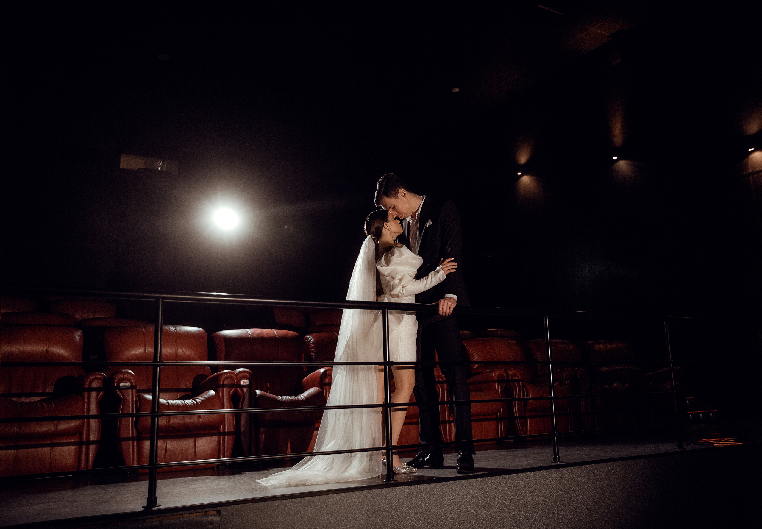 Свадебная фотосессия в кинотеатре. Фотограф в Нижнем Новгороде Нестерова Кристина