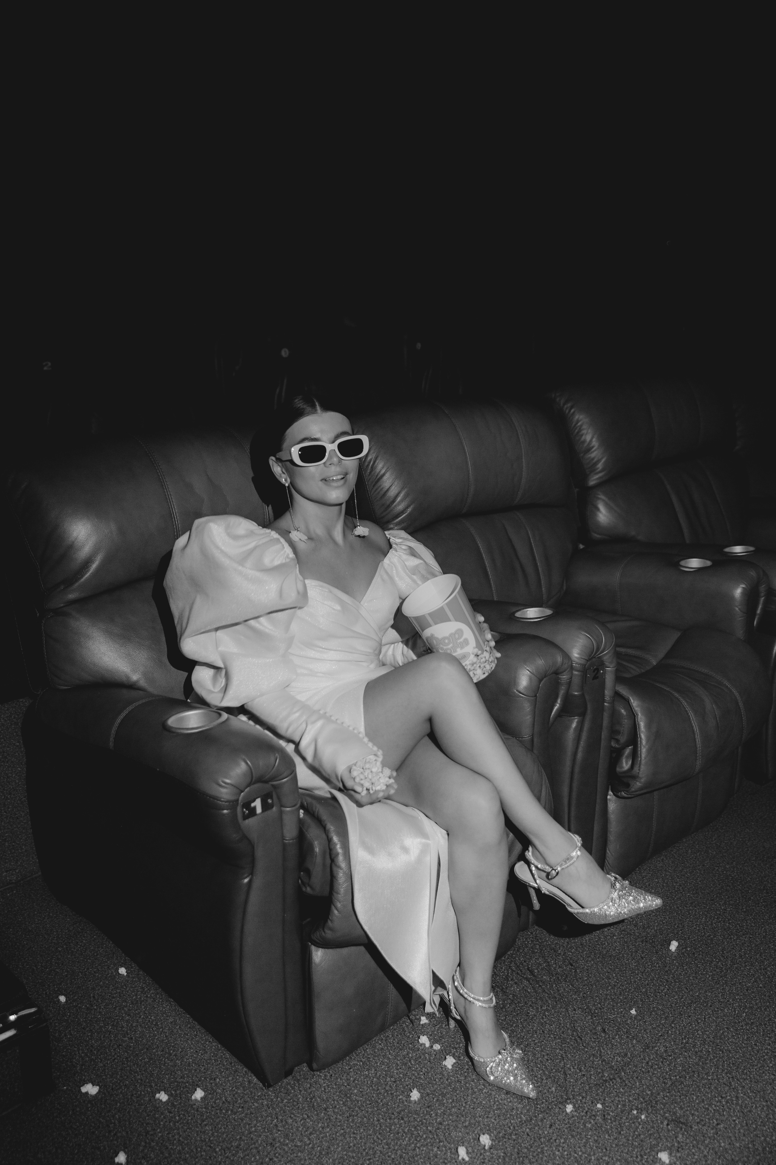 Свадебная фотосессия в кинотеатре. Фотограф в Нижнем Новгороде Нестерова Кристина