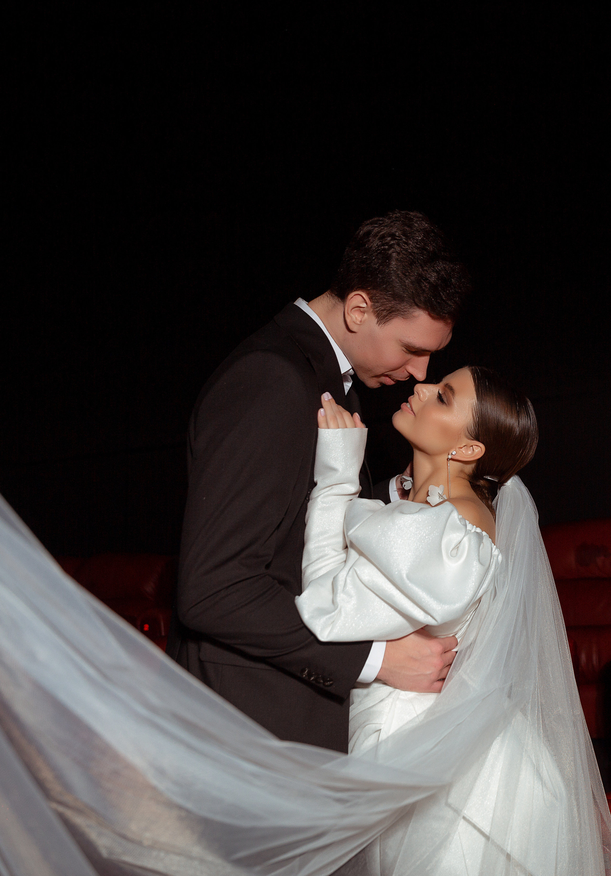 Свадебная фотосессия в кинотеатре. Фотограф в Нижнем Новгороде Нестерова Кристина