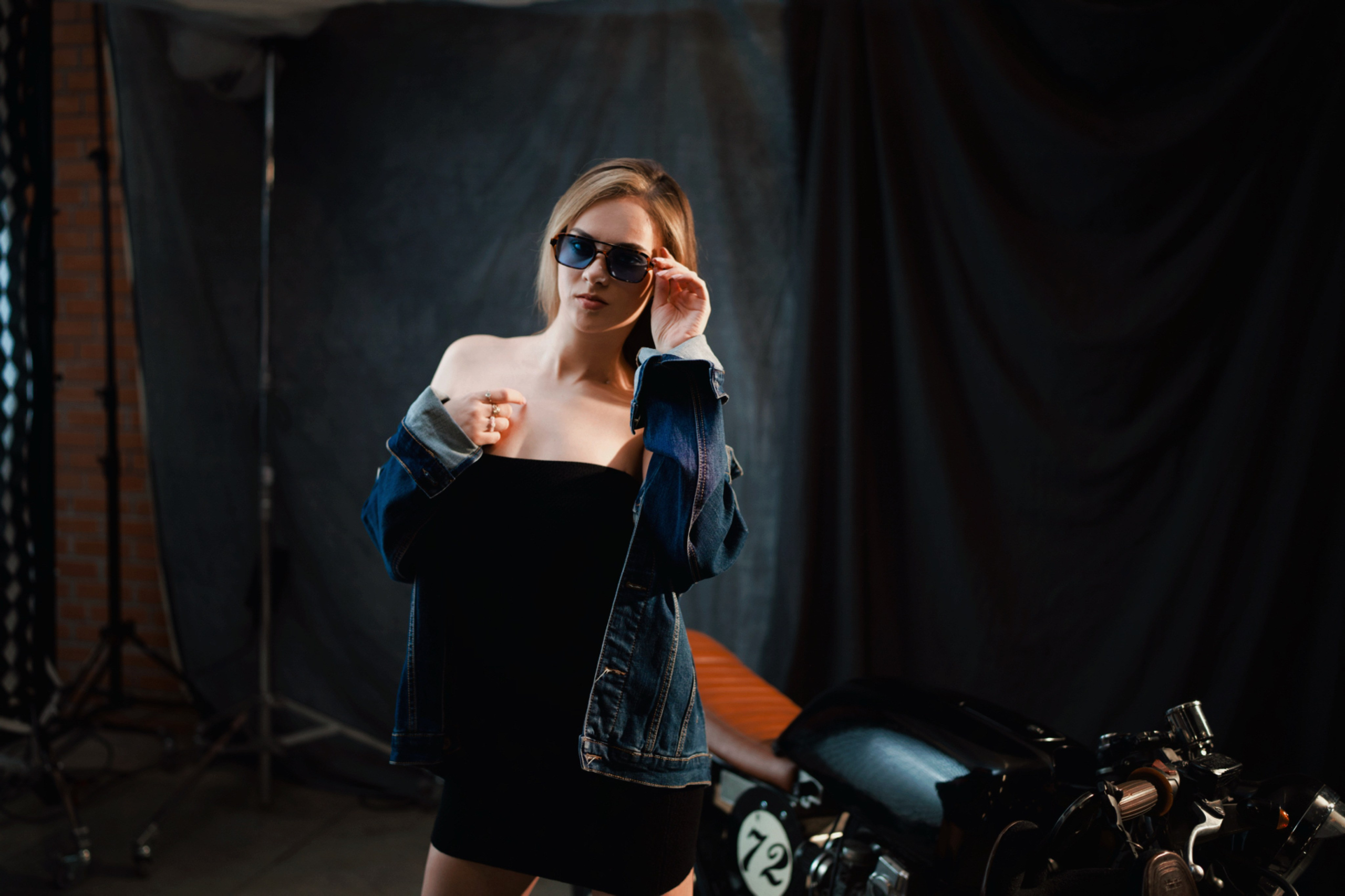 Алина. Hmliber — фотограф и контент-креатор из Петербурга