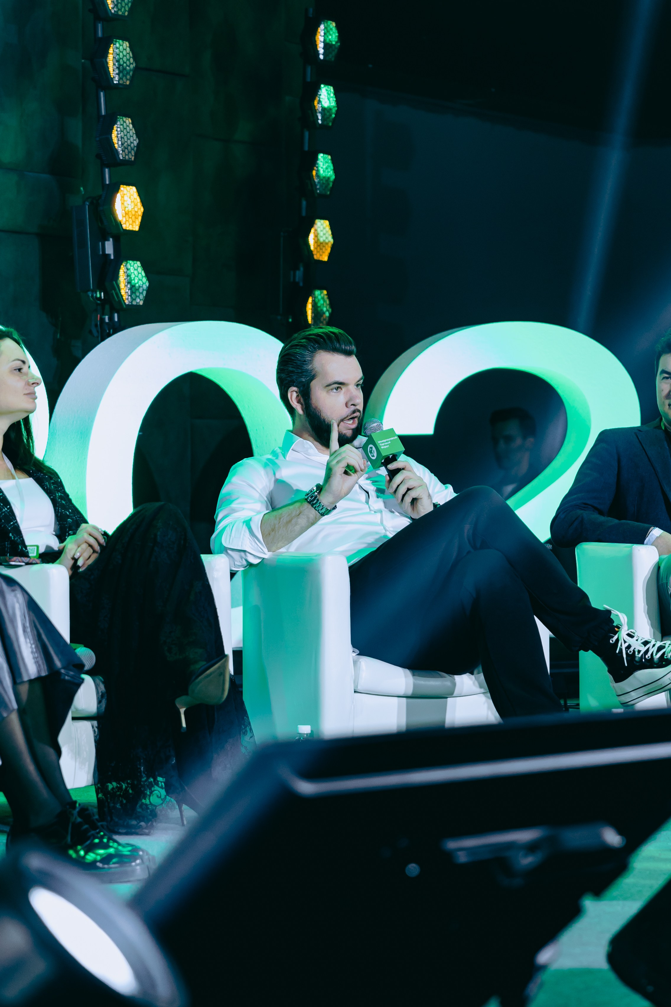 Ивенты и Конференции. Сайт с красивыми фотографиями и людьми